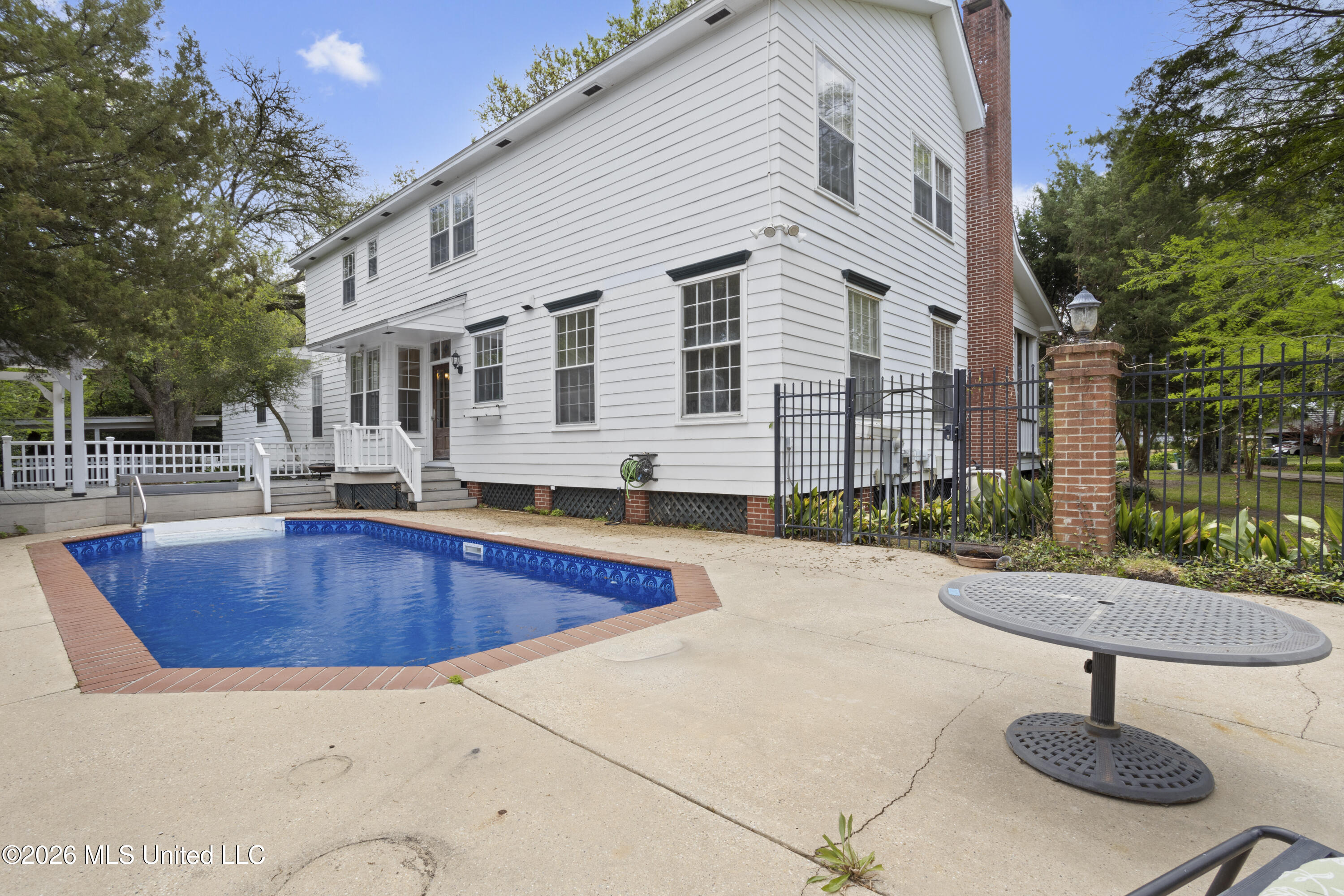 813 Harbor Lane Property Photo 48
