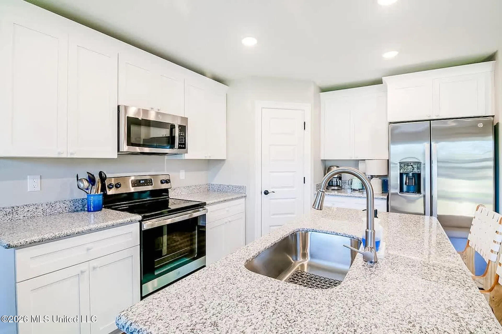 6702 Afton Cove Property Photo 10