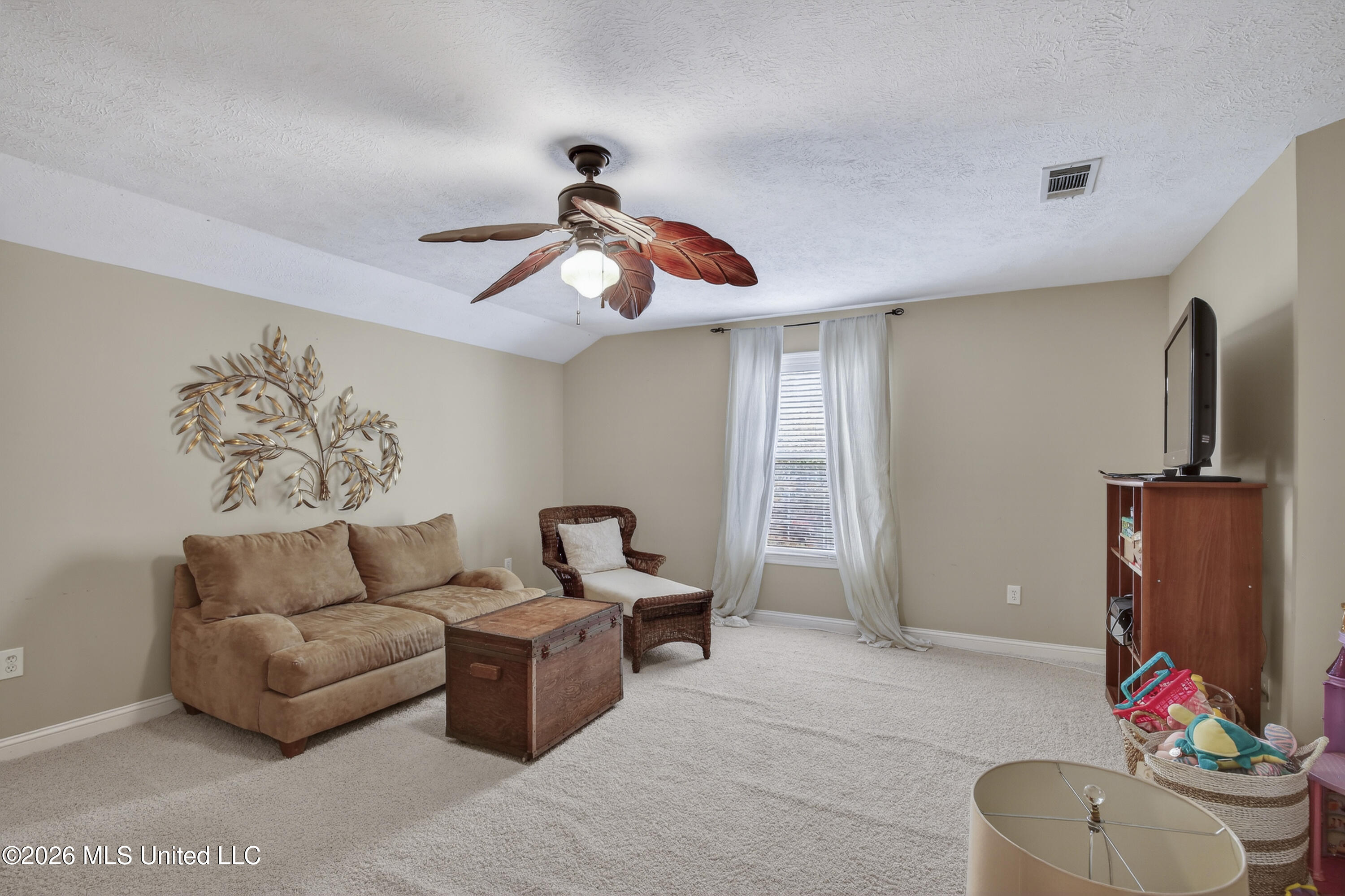 621 S Springlake Circle Property Photo 32