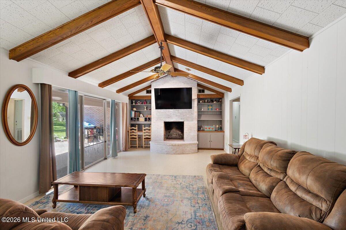 922 Belle Air Circle Property Photo 2