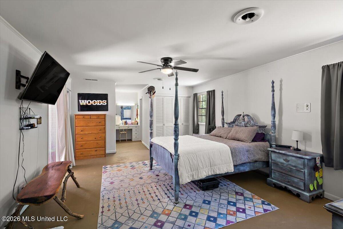 922 Belle Air Circle Property Photo 7