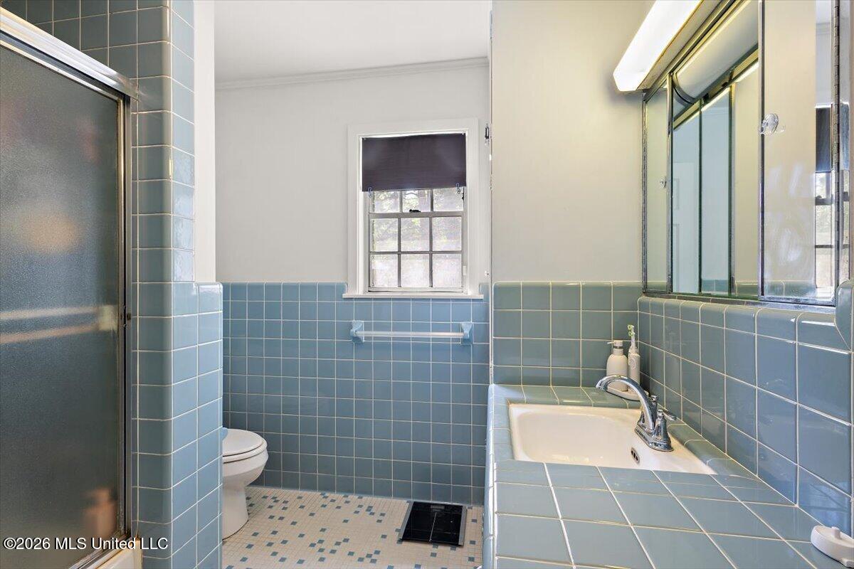 922 Belle Air Circle Property Photo 9