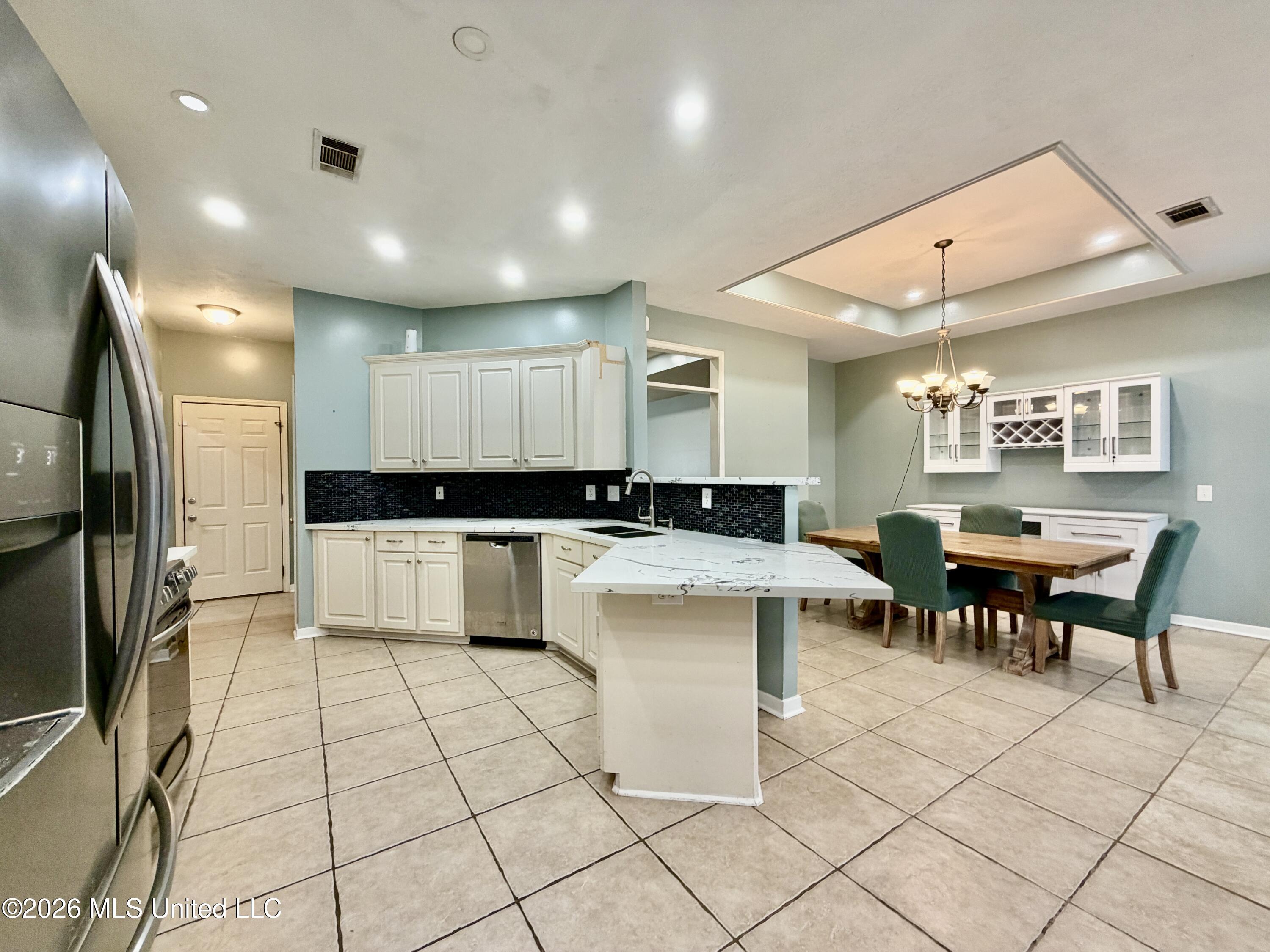113 Oakleigh Drive Property Photo 21