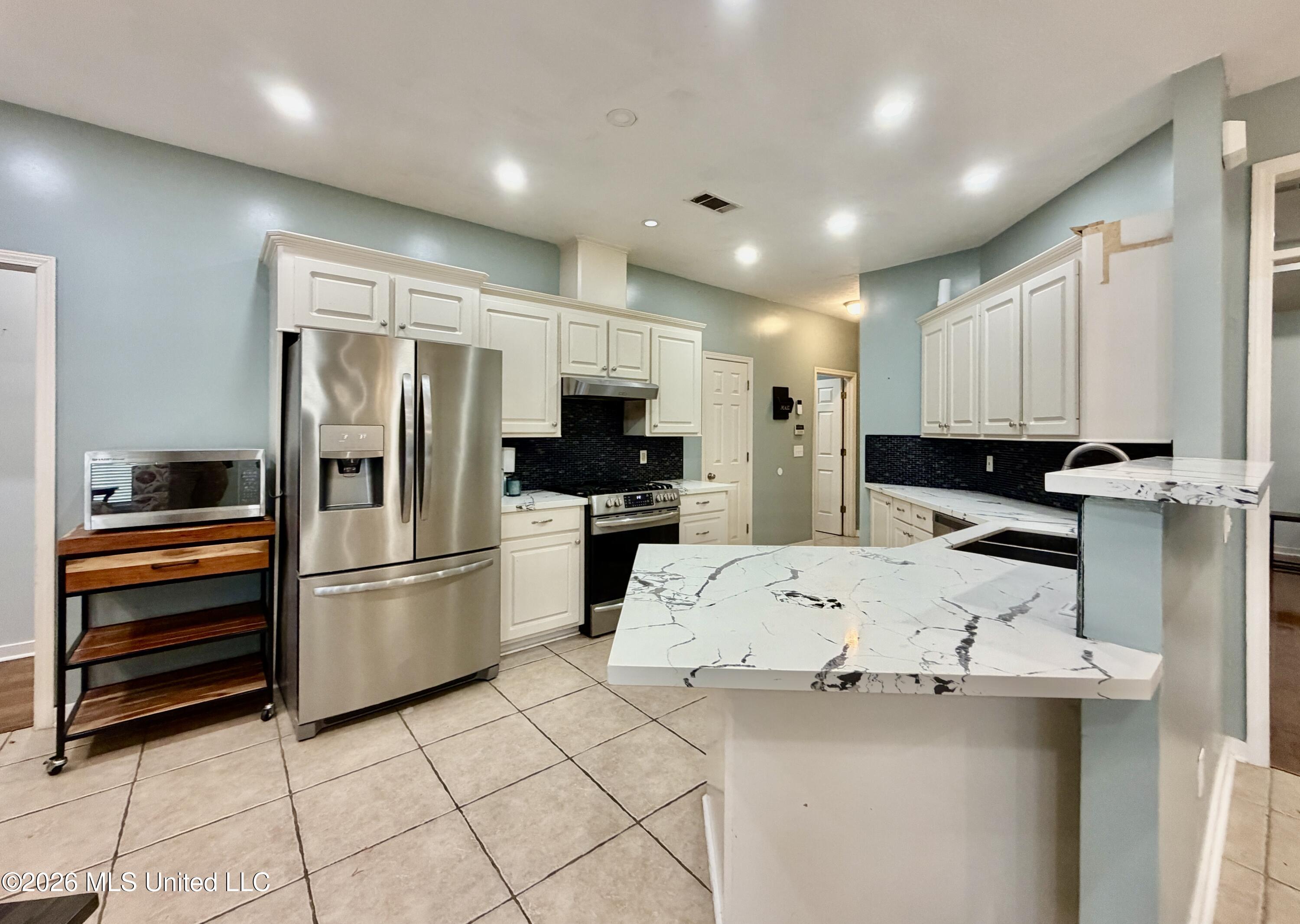 113 Oakleigh Drive Property Photo 22