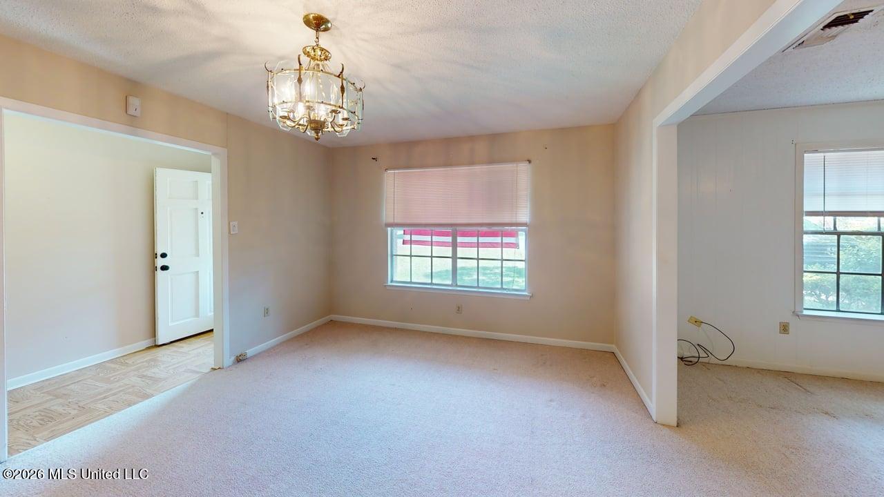 101 Northwood Drive Property Photo 10