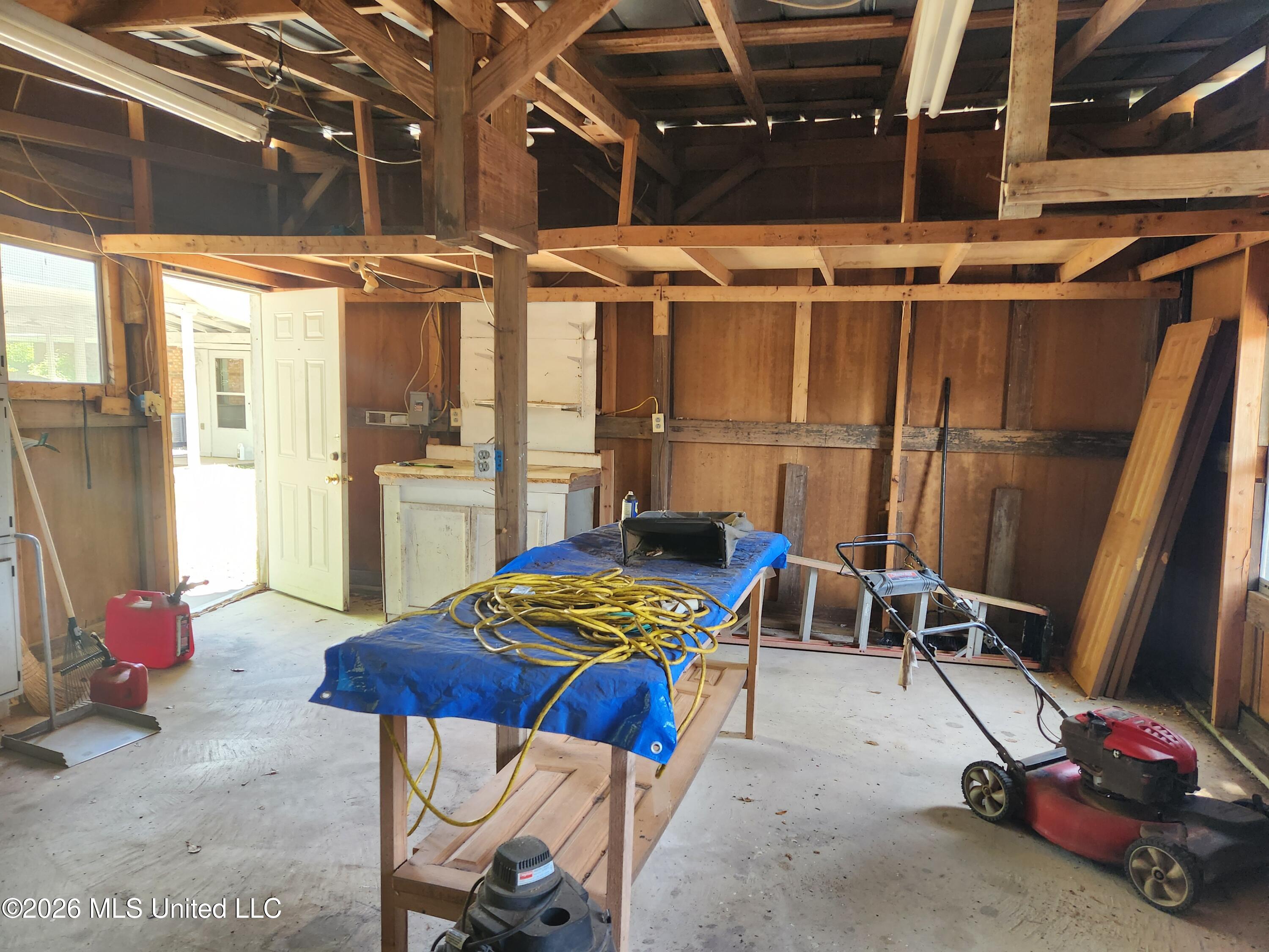 101 Northwood Drive Property Photo 23