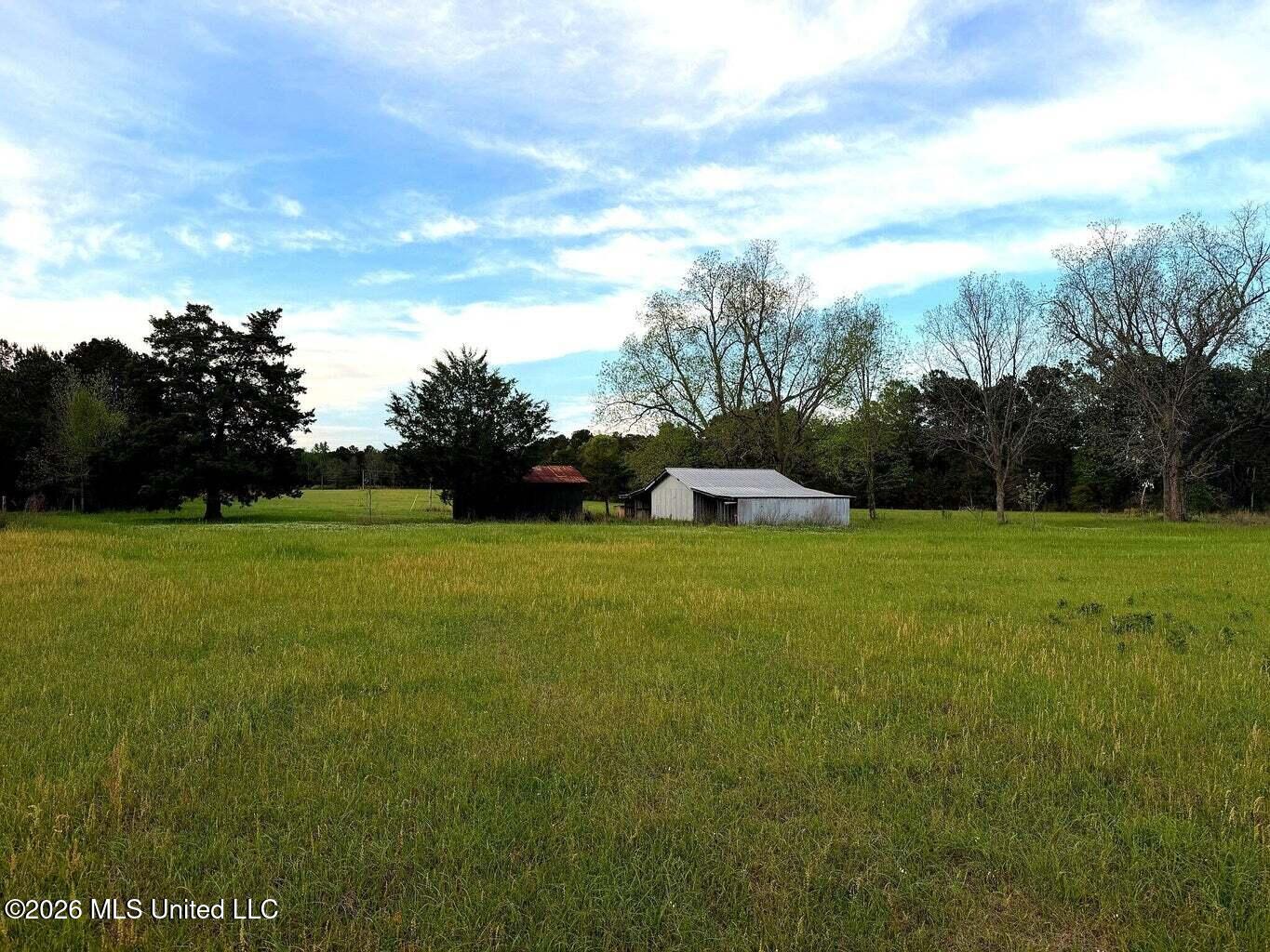 30 Acres Hwy 13