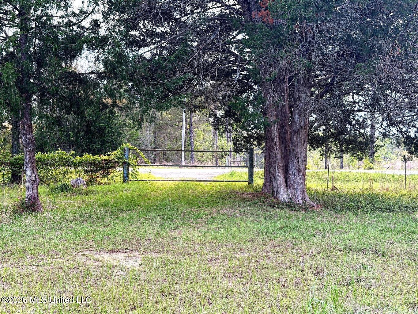 30 Acres Hwy 13 Property Photo 2