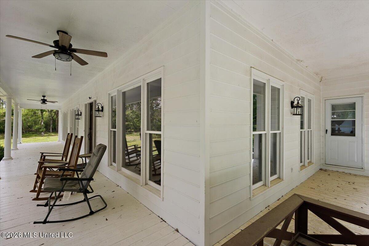 22 Lifer Road Property Photo 9