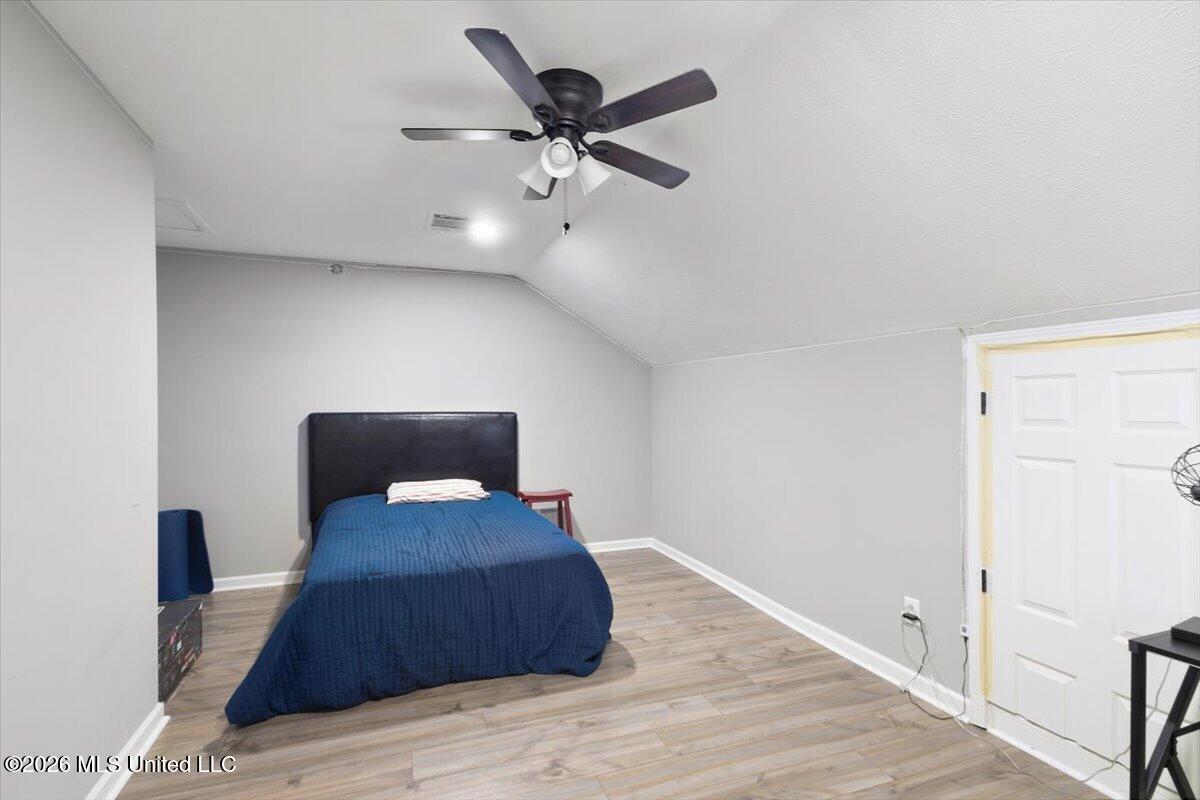 22 Lifer Road Property Photo 38