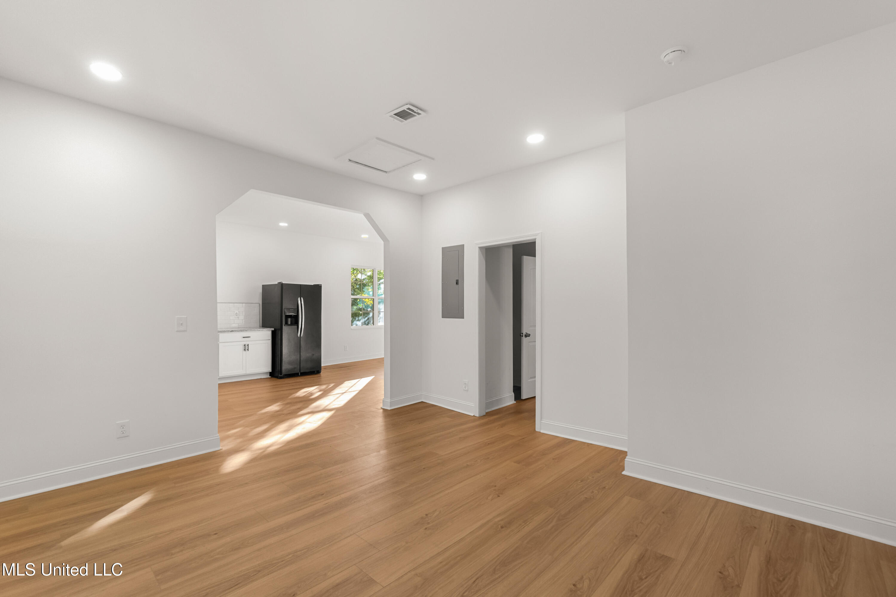 612 John Street Property Photo 17