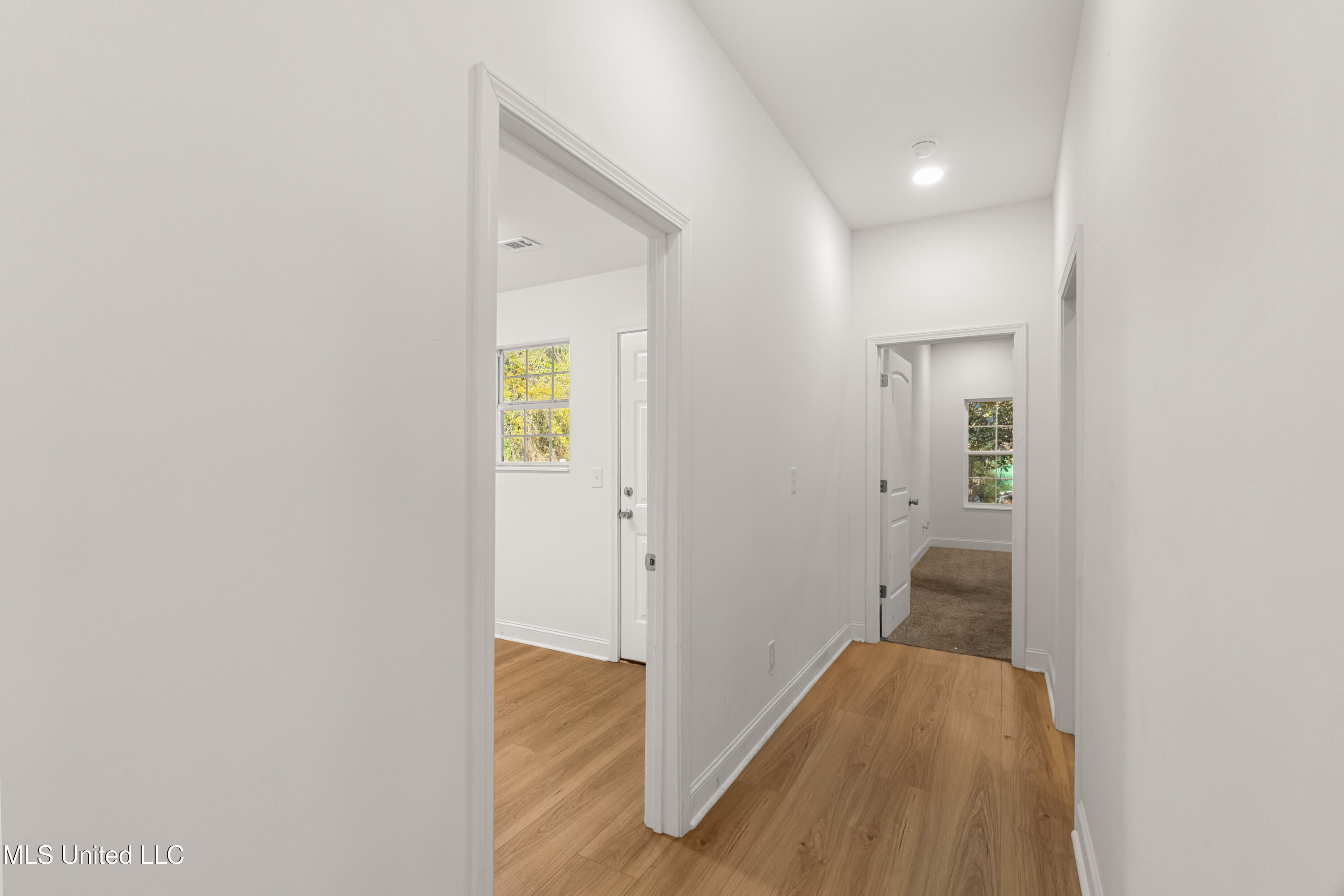 612 John Street Property Photo 19