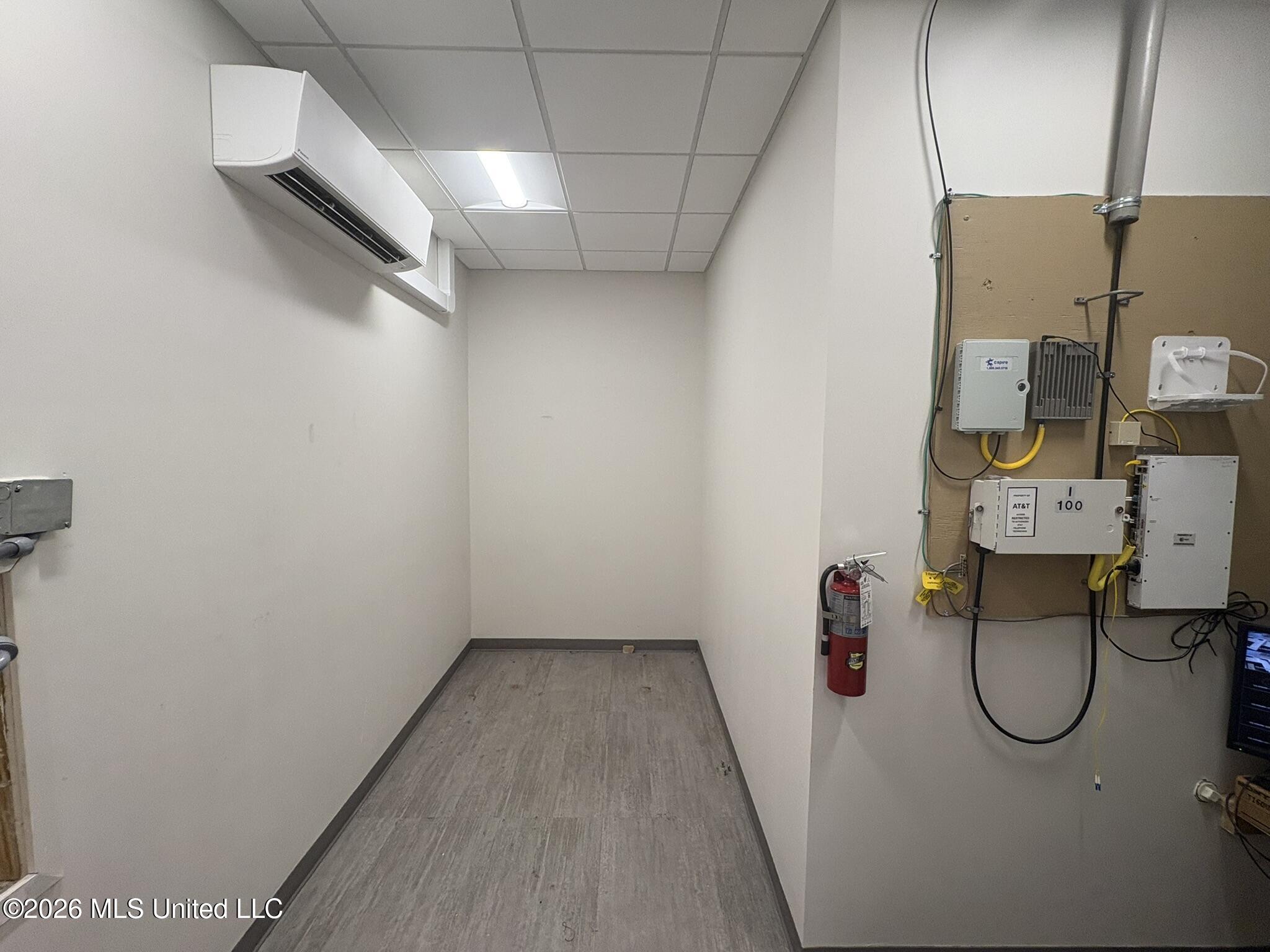 100 N Sharpe Avenue Property Photo 8