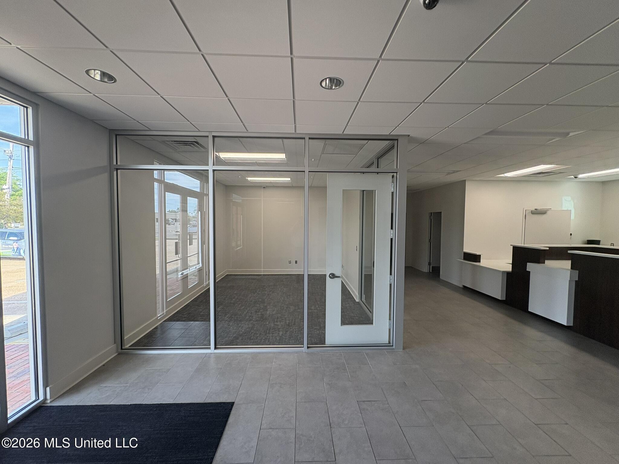 100 N Sharpe Avenue Property Photo 17