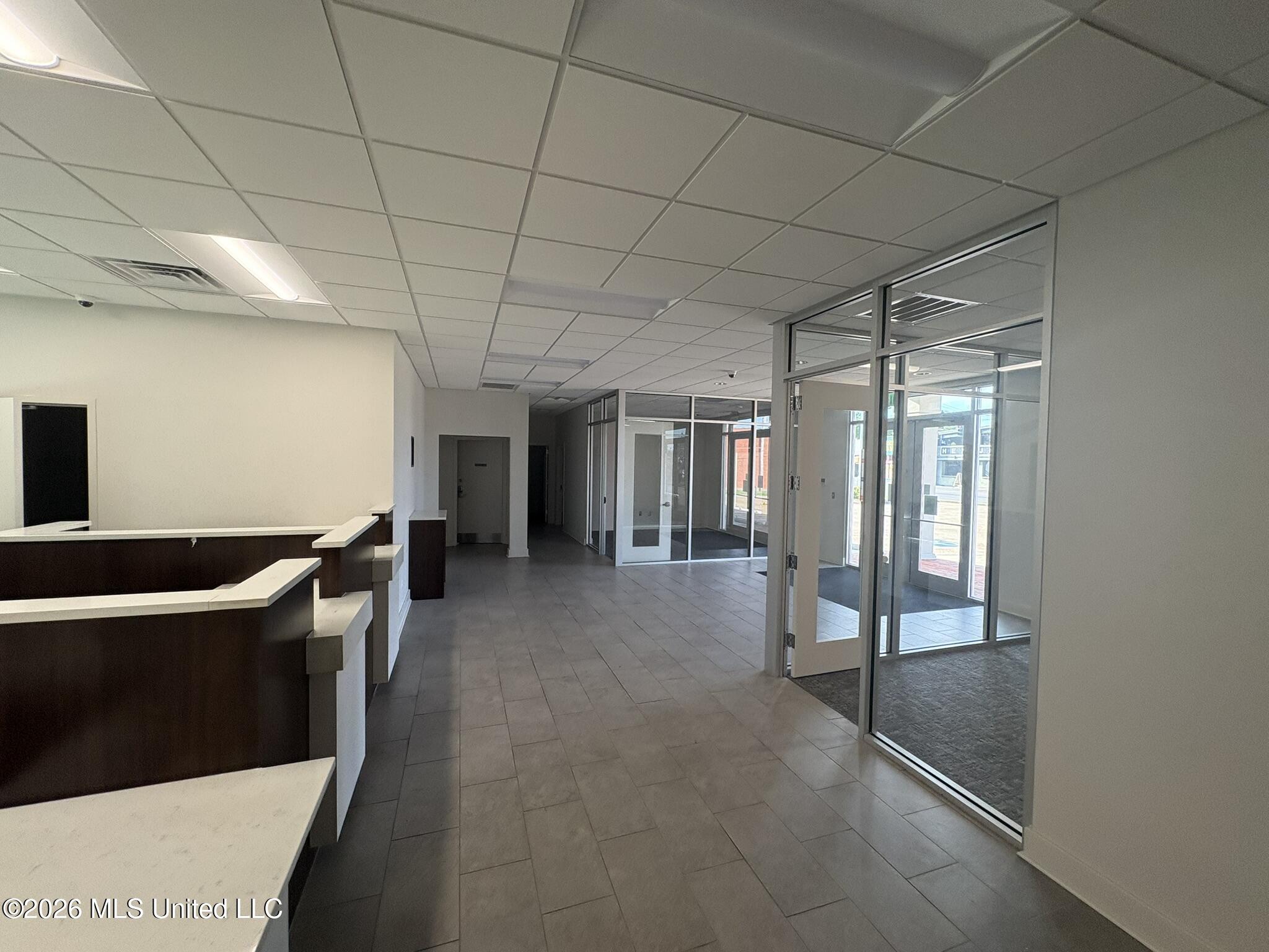 100 N Sharpe Avenue Property Photo 18