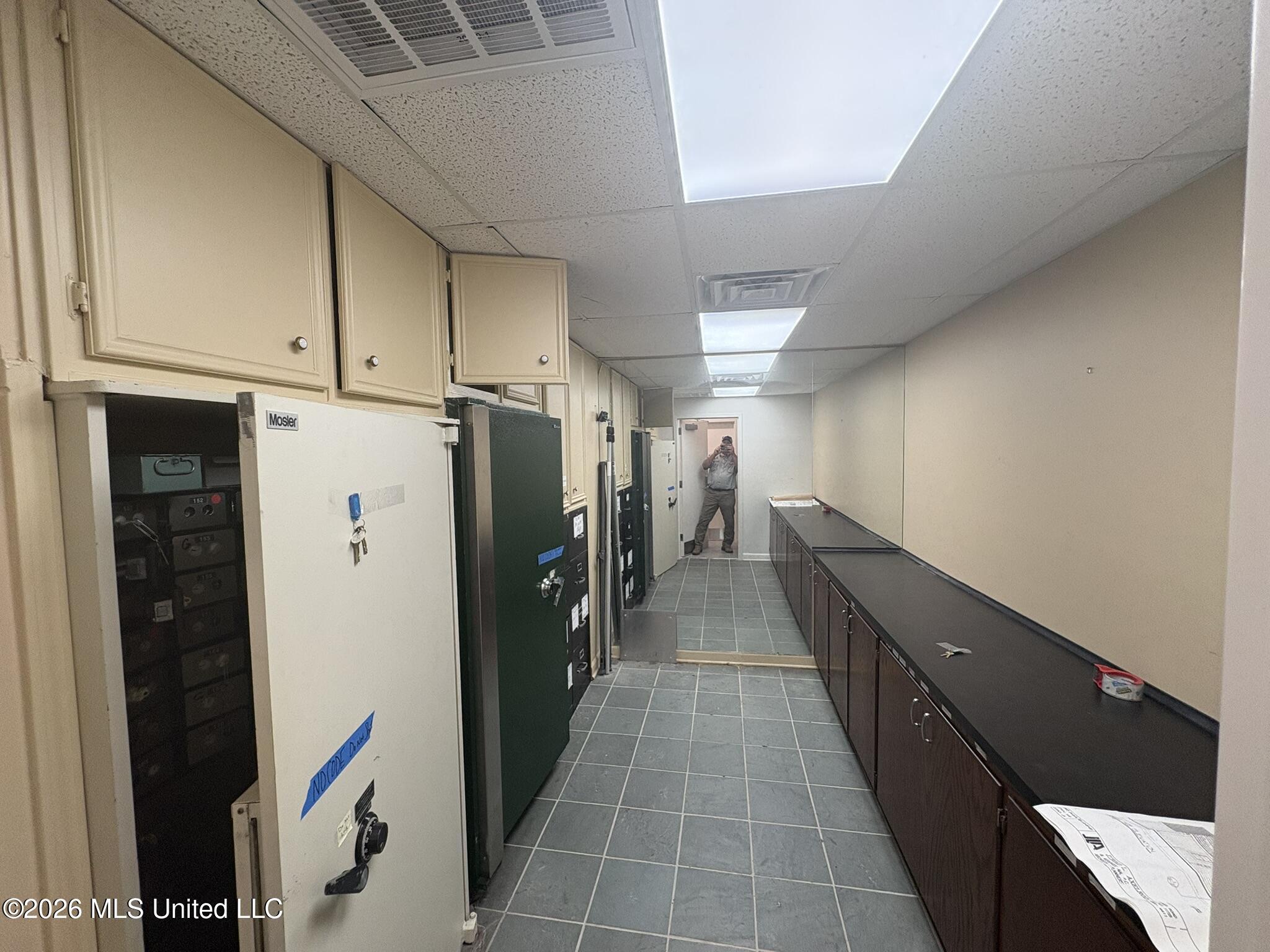 100 N Sharpe Avenue Property Photo 21