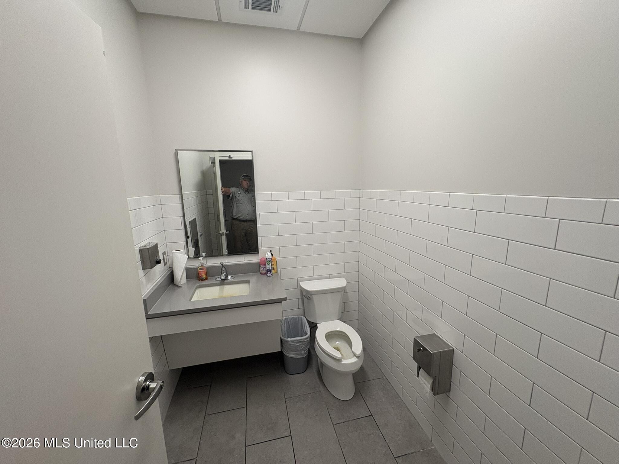 100 N Sharpe Avenue Property Photo 30