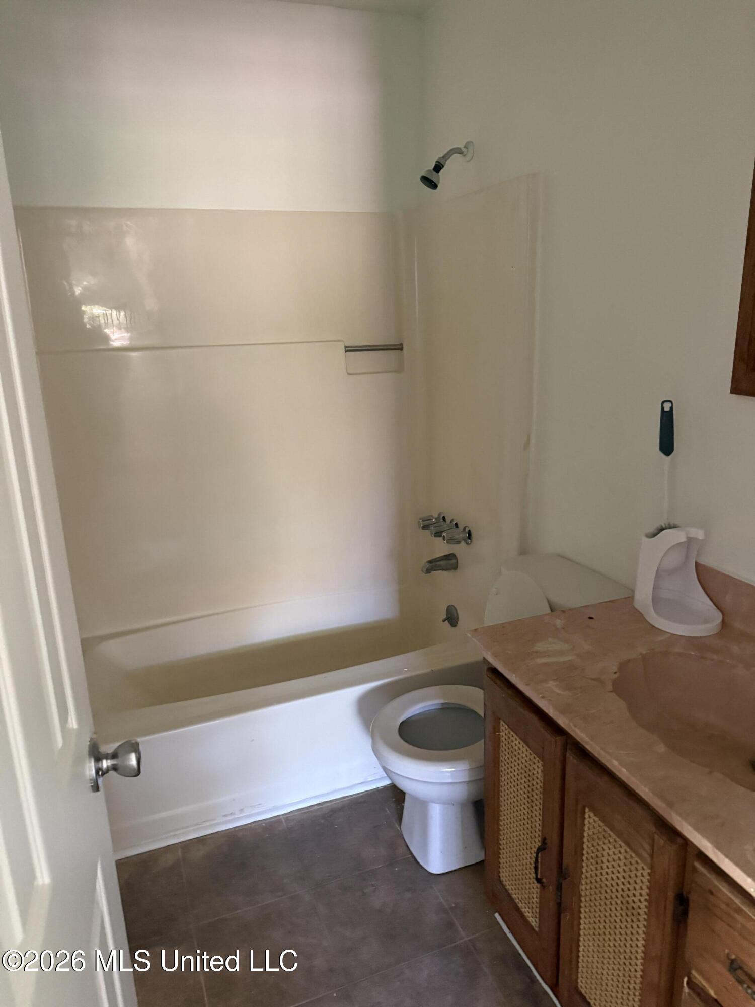 1009 Michelle Drive Property Photo 13