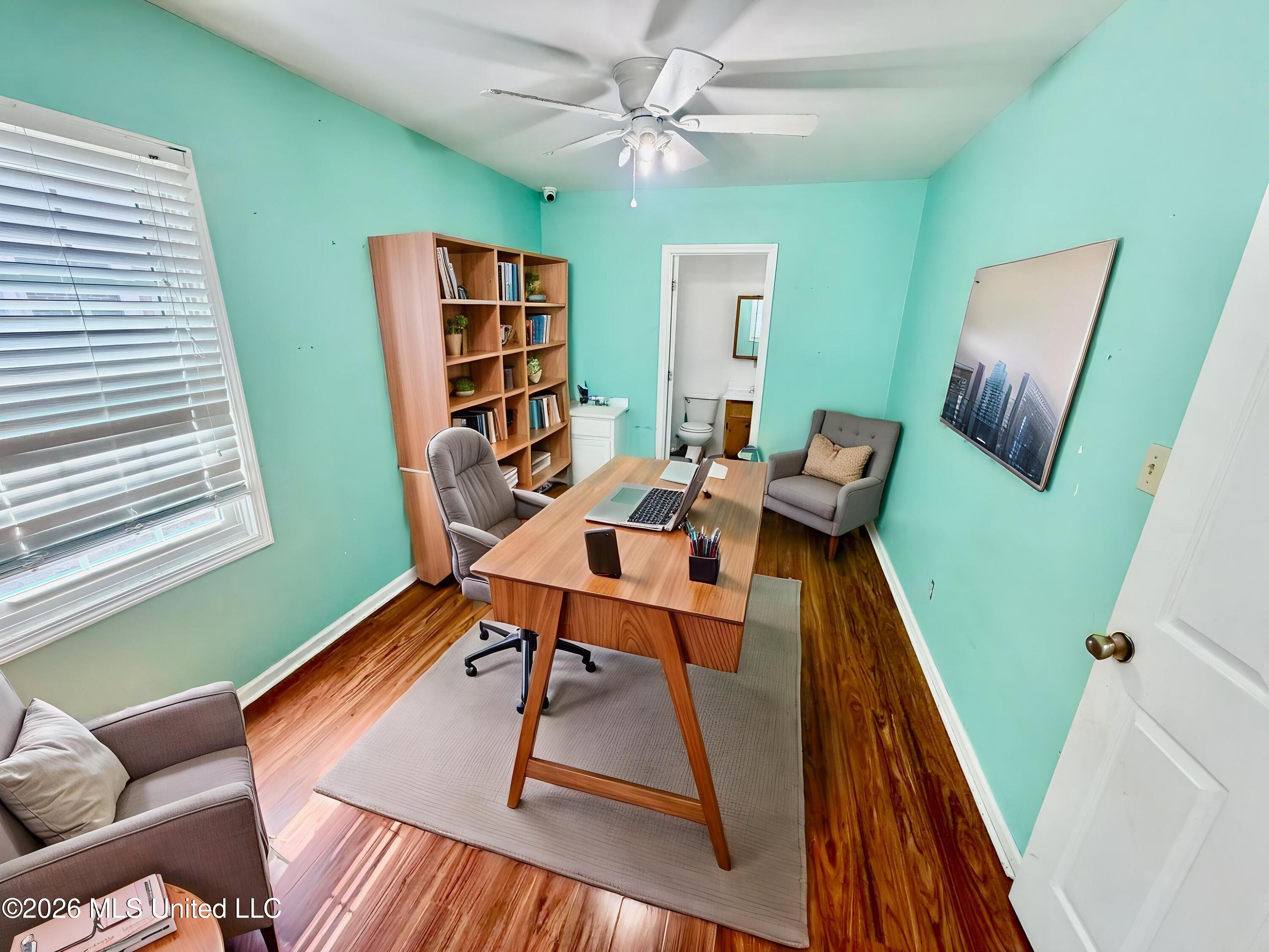 748 Cherry Street Property Photo 8