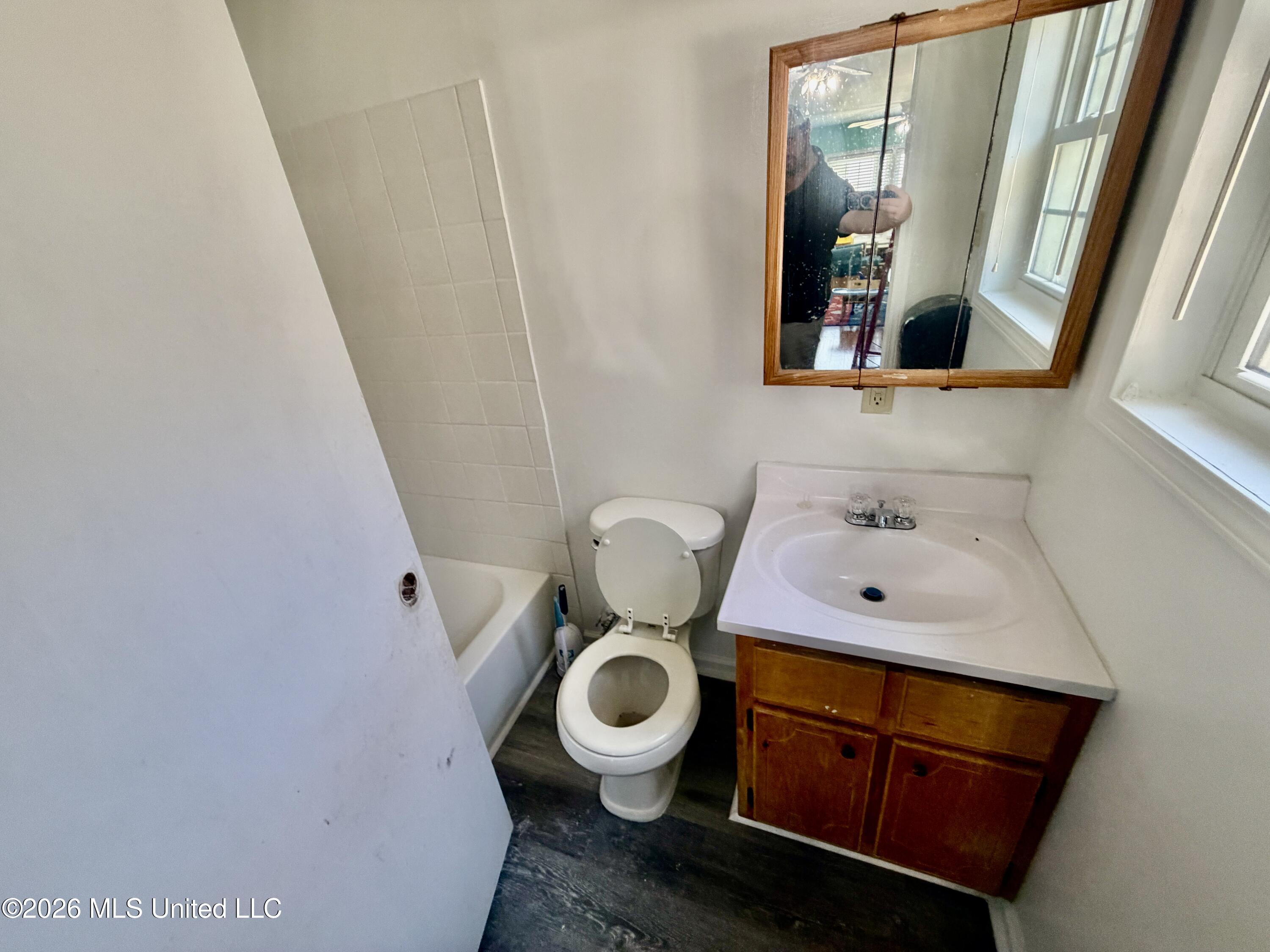 748 Cherry Street Property Photo 9