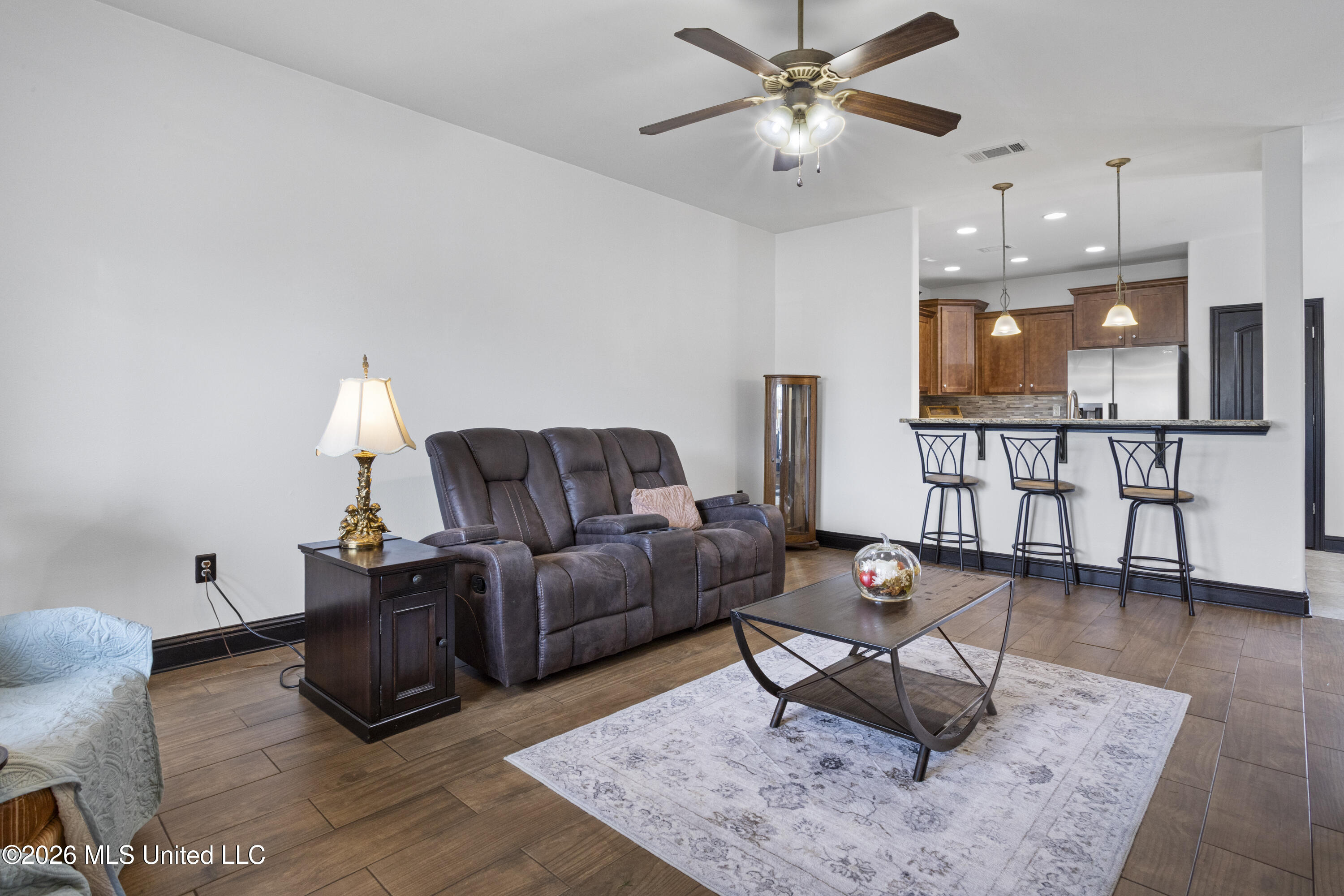 950 Old Towne Street Property Photo 7