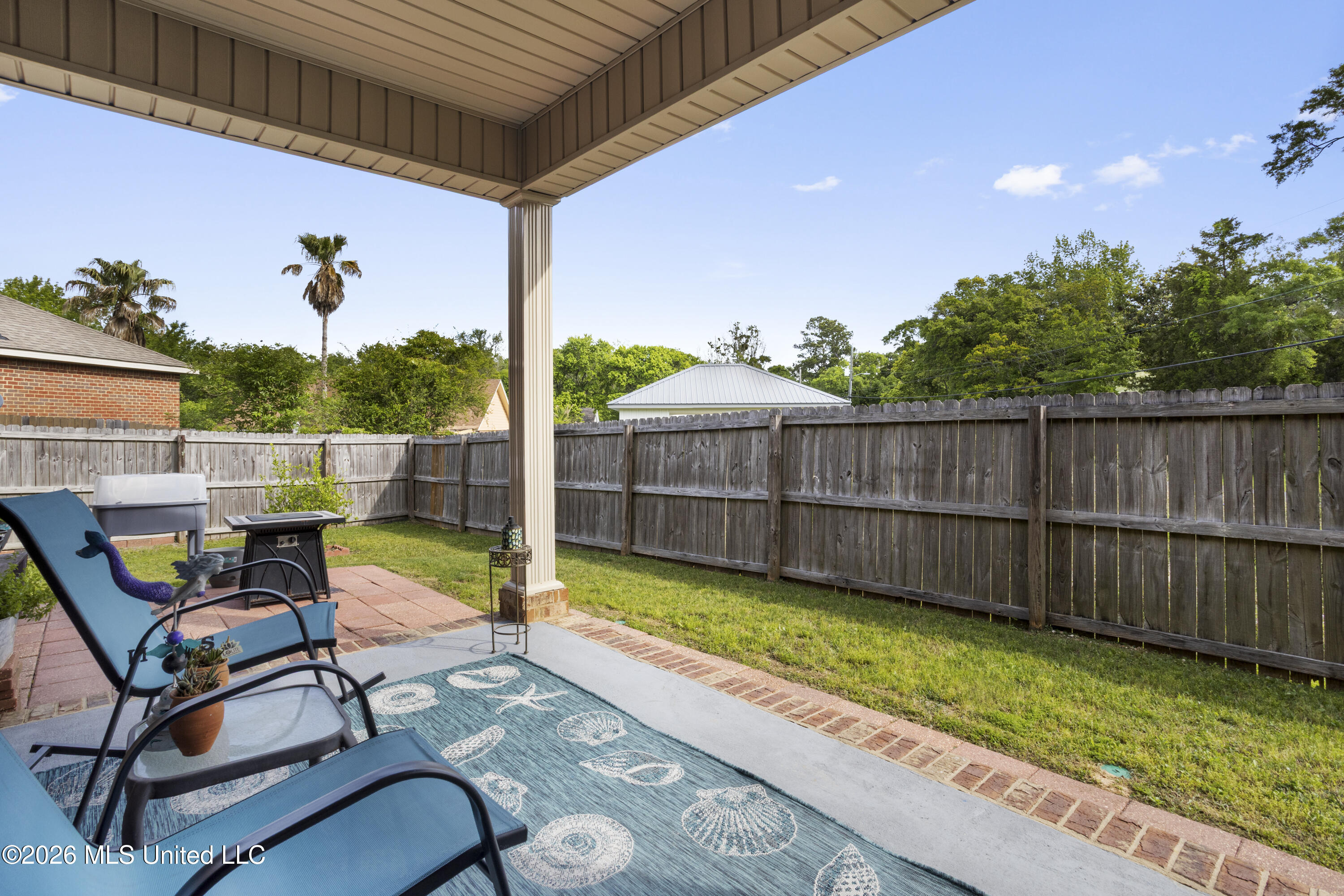 950 Old Towne Street Property Photo 38