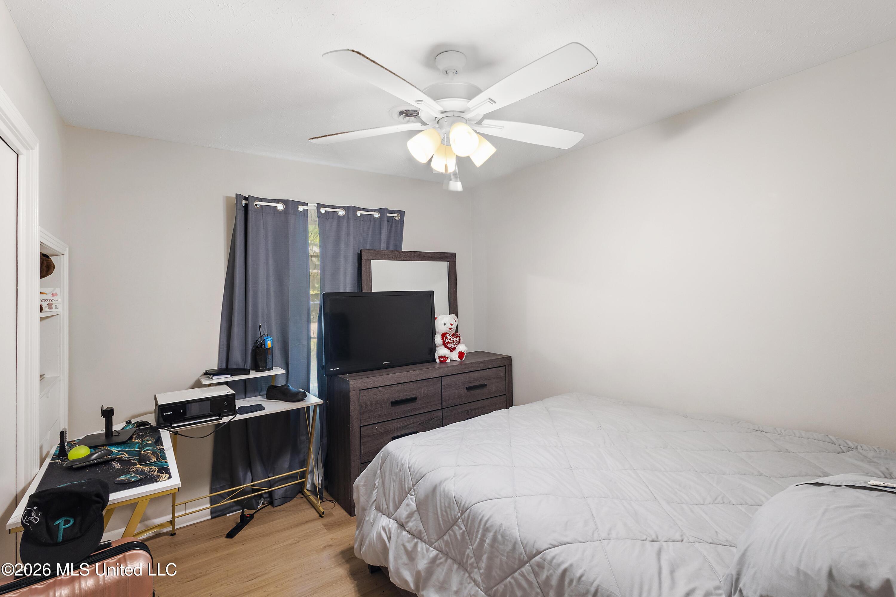 5144 Reddoch Drive Property Photo 11