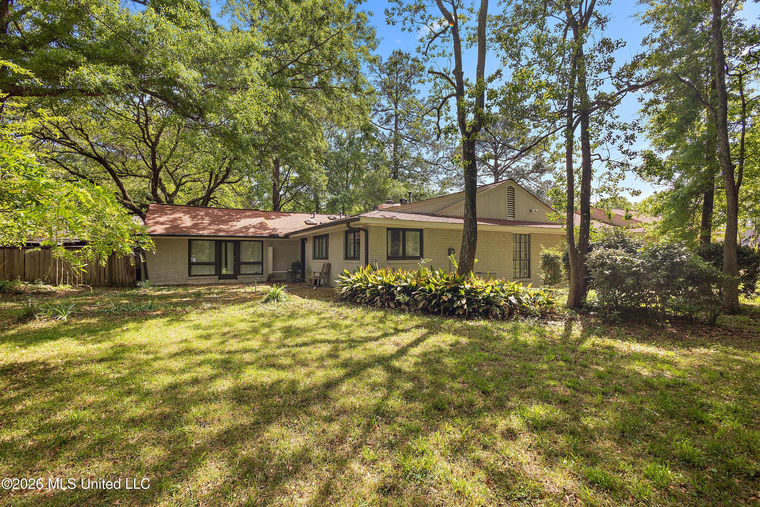 5144 Reddoch Drive Property Photo 14