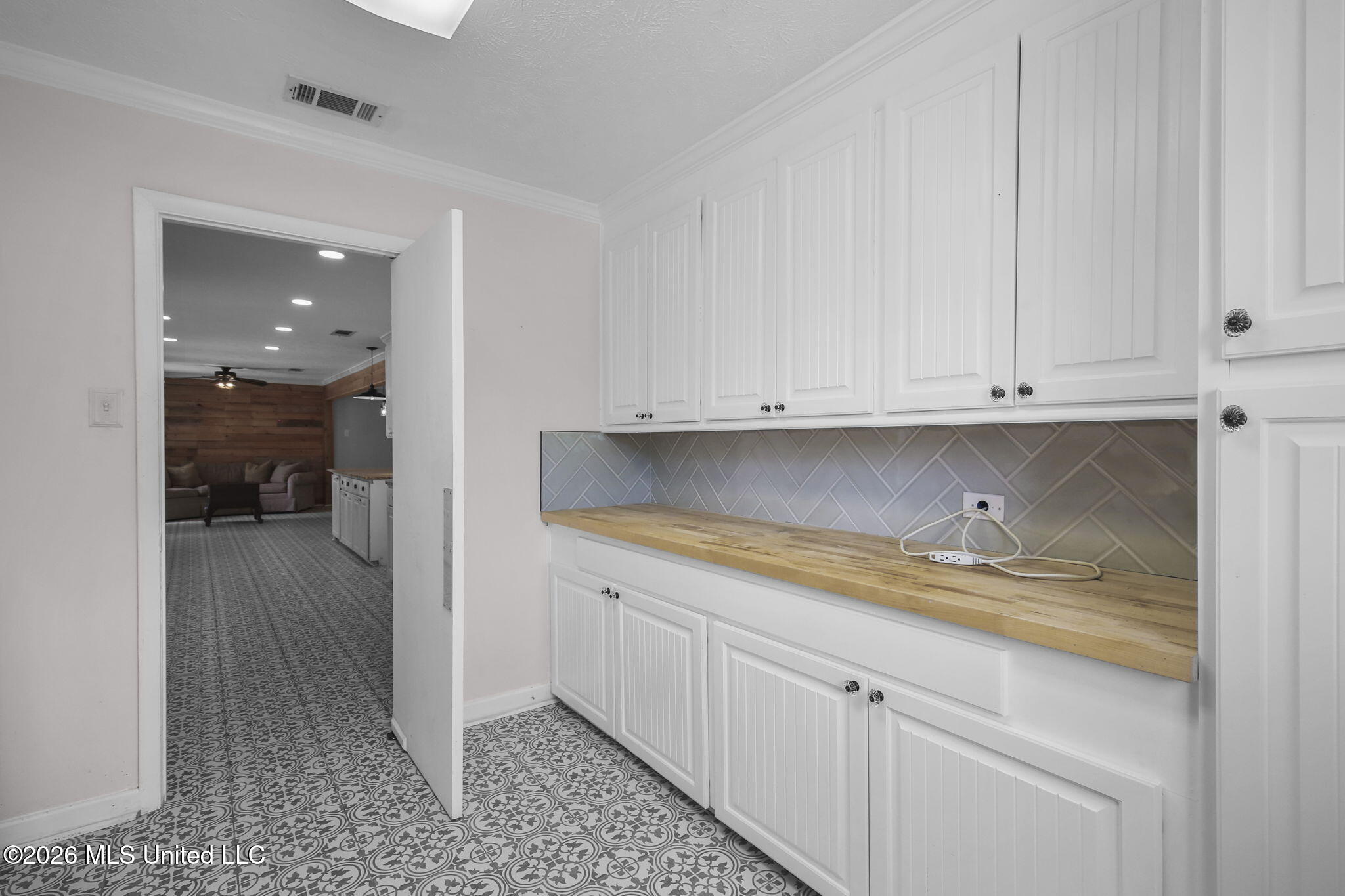 101 Lakeview Road Property Photo 31