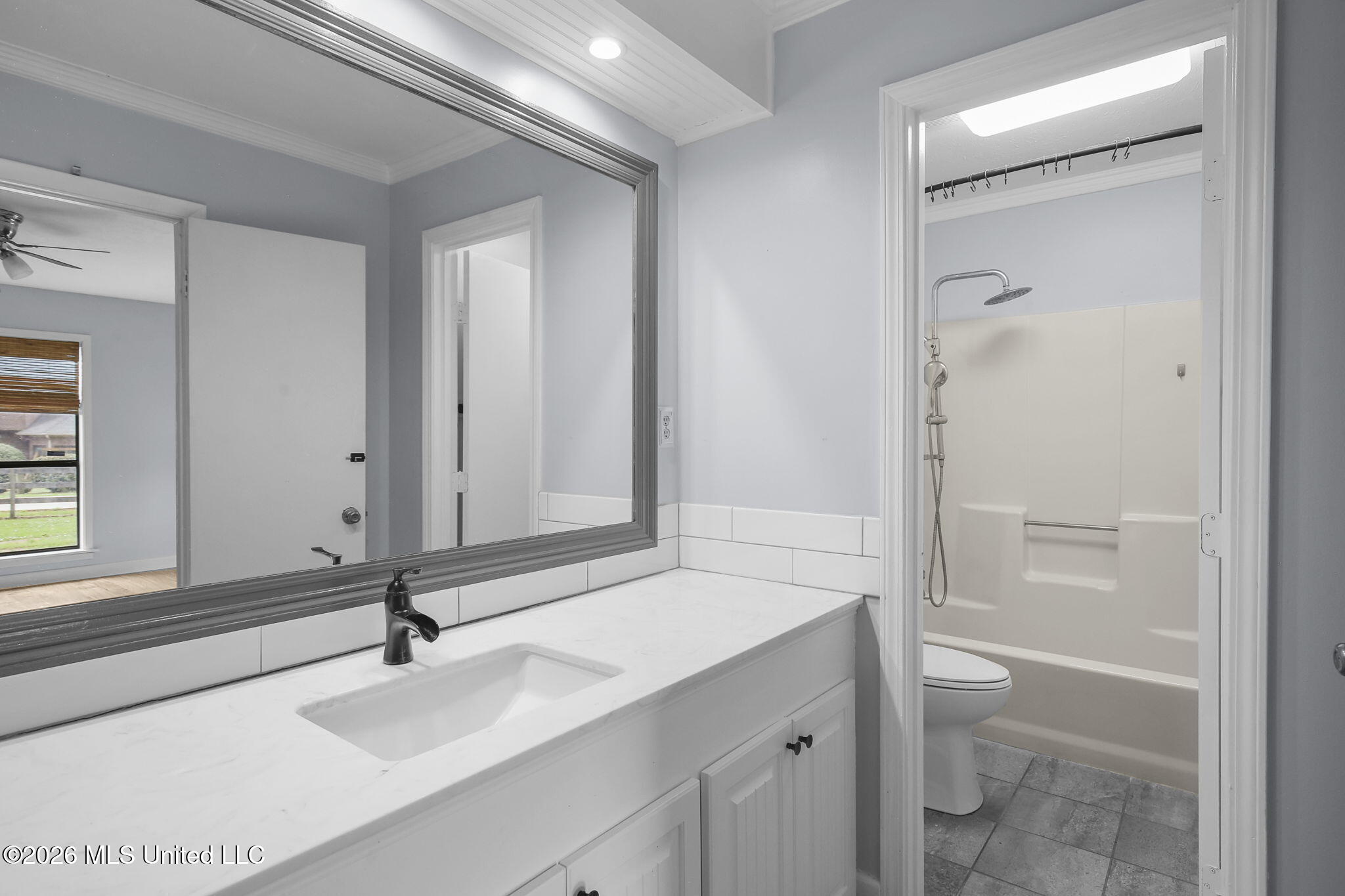 101 Lakeview Road Property Photo 43