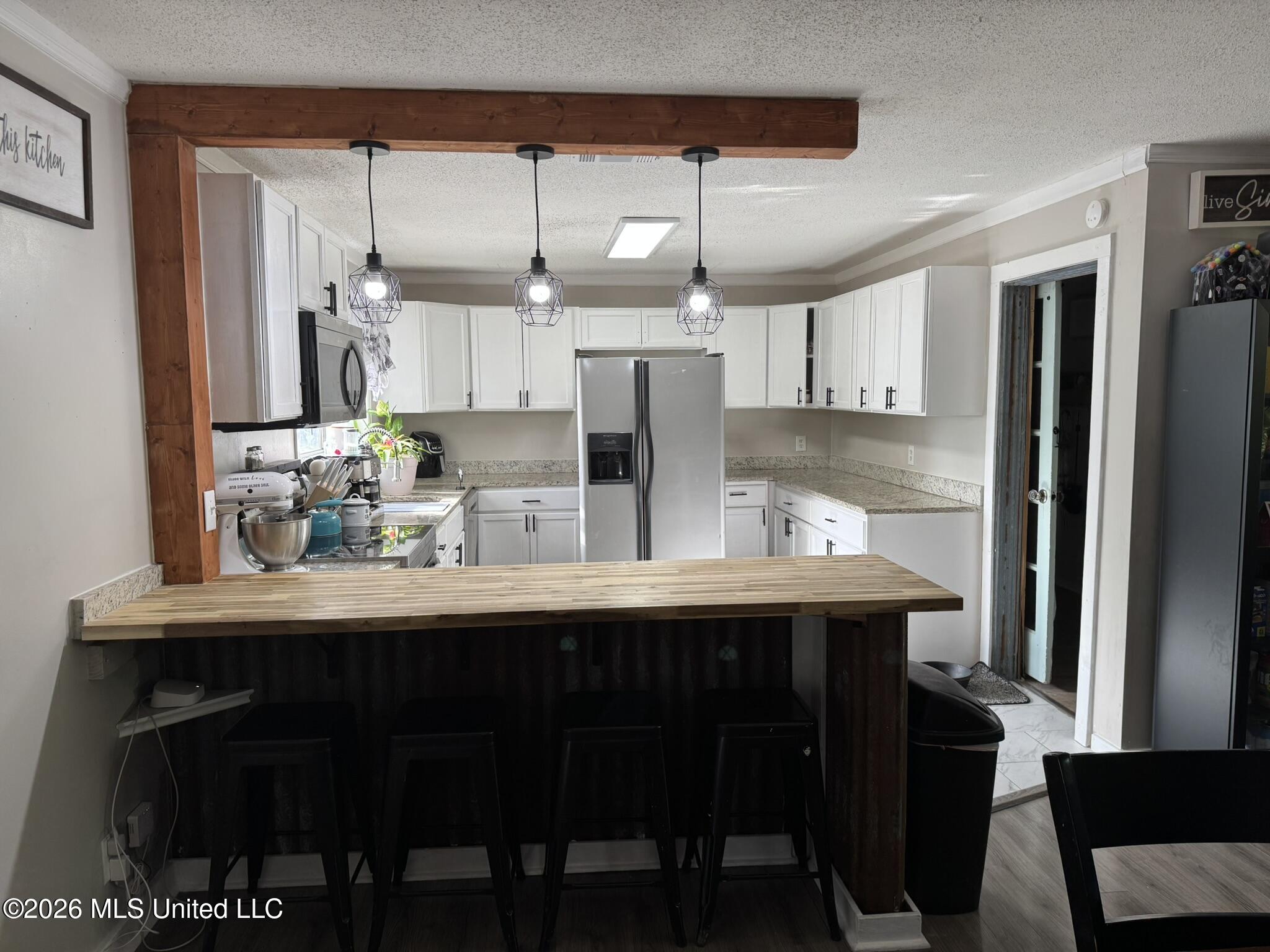 43 Highway 305 Property Photo 6