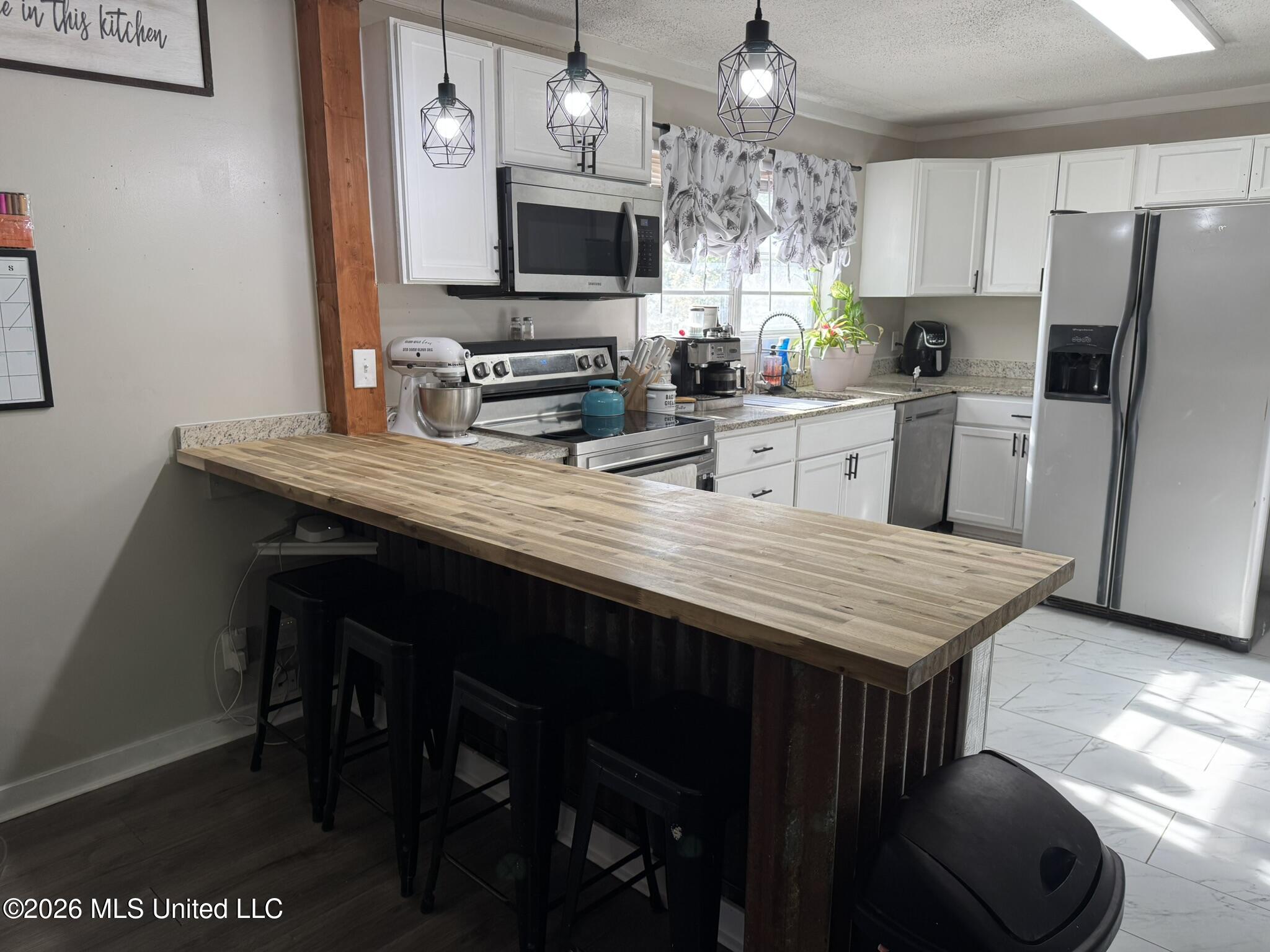 43 Highway 305 Property Photo 8