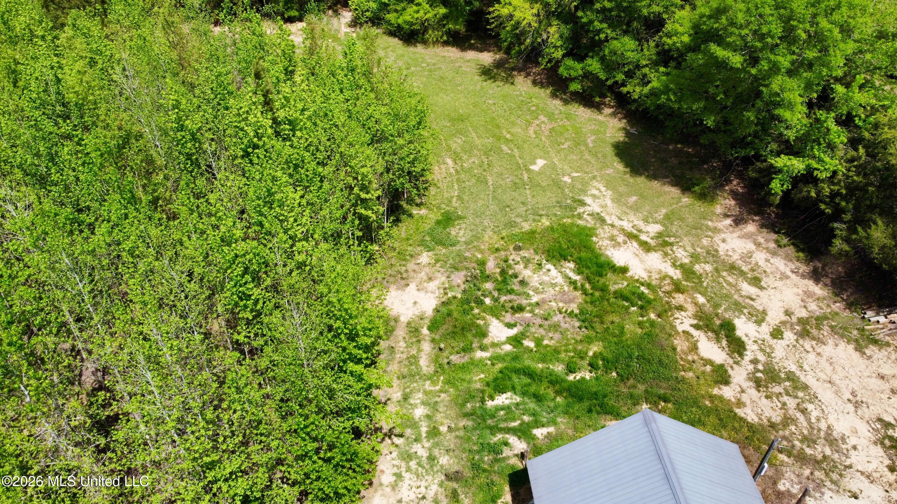 835 Fowler Road Property Photo 7