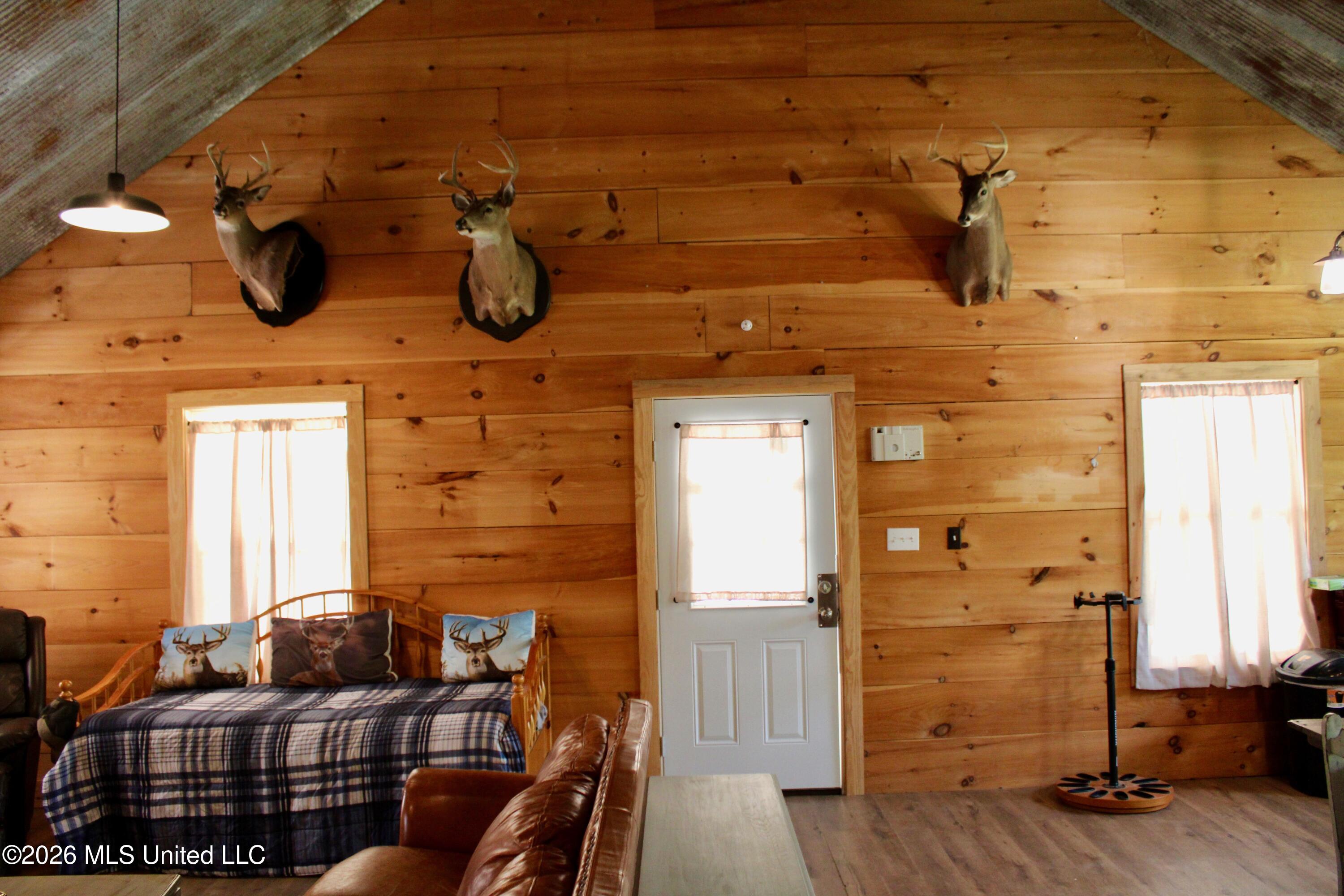 835 Fowler Road Property Photo 10