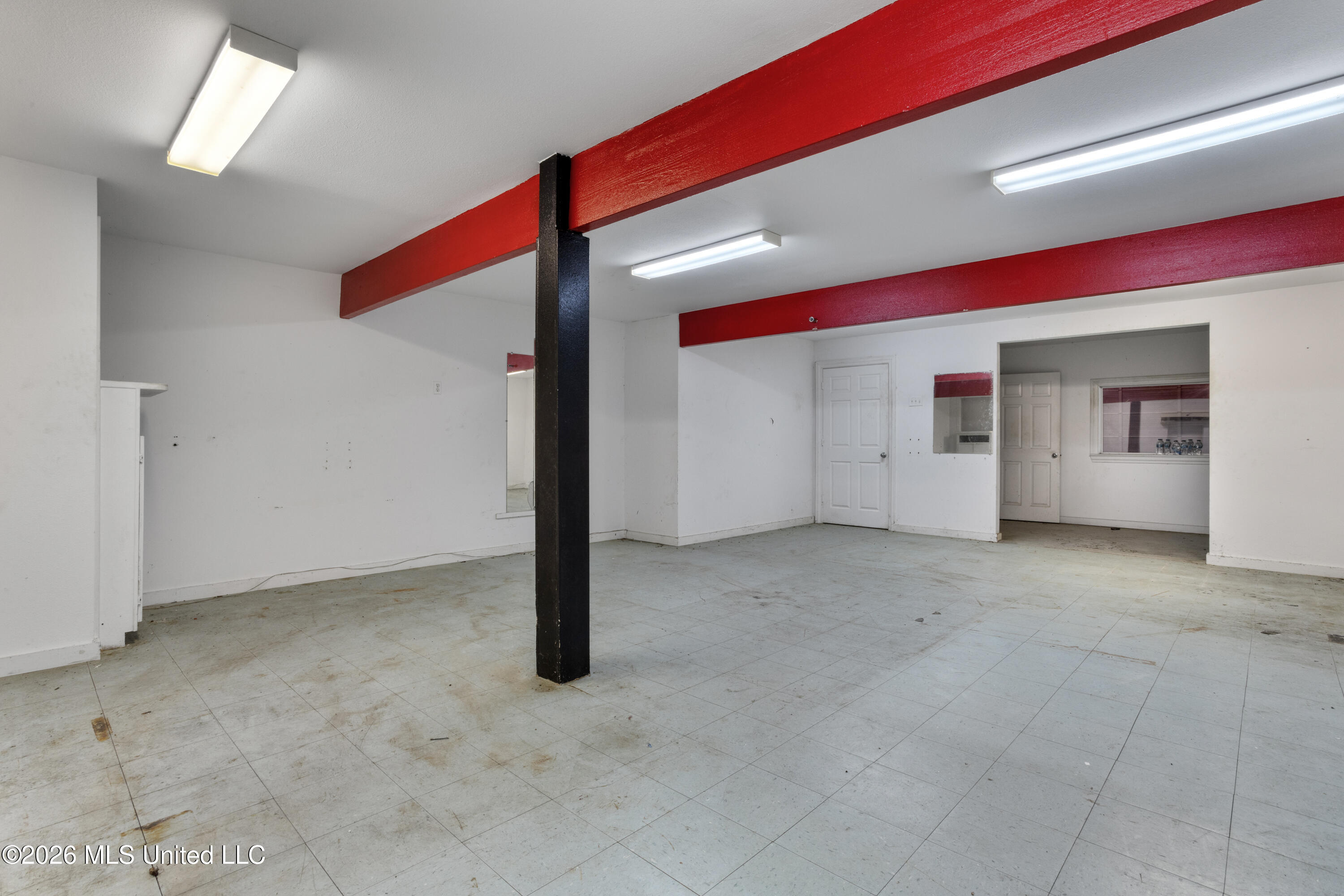 4920 Beach Street Property Photo 14