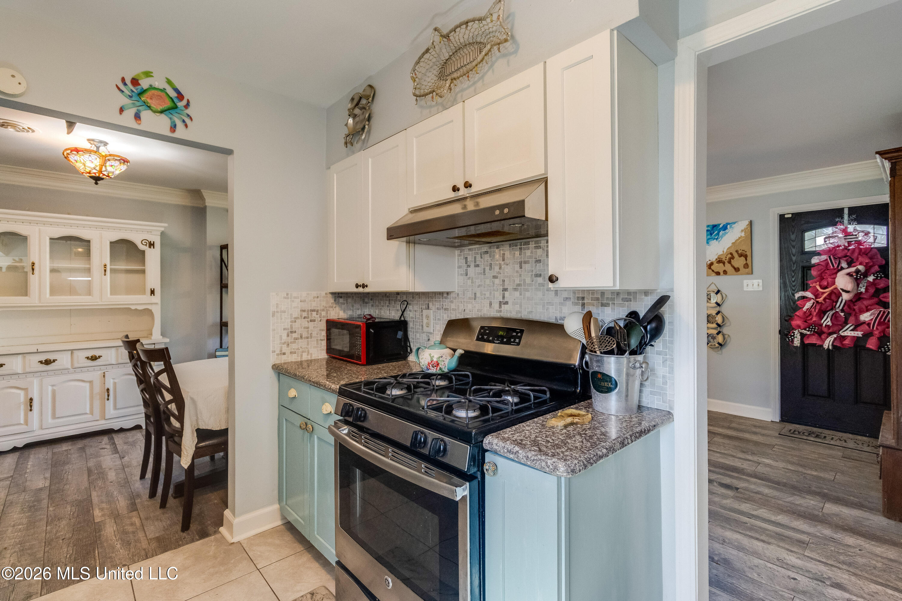 141 Beachview Avenue Property Photo 6