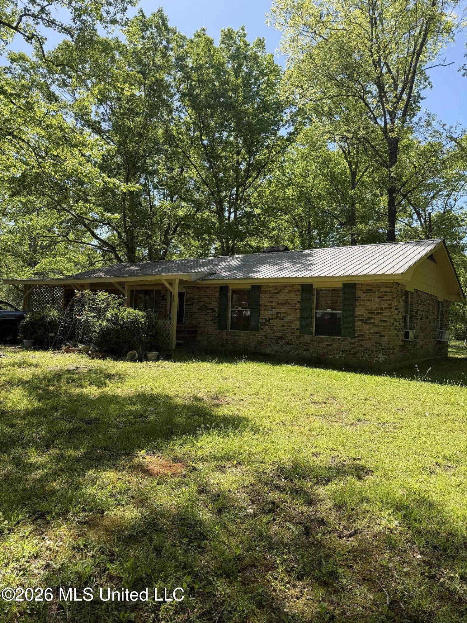 1028 Busy Corner Road