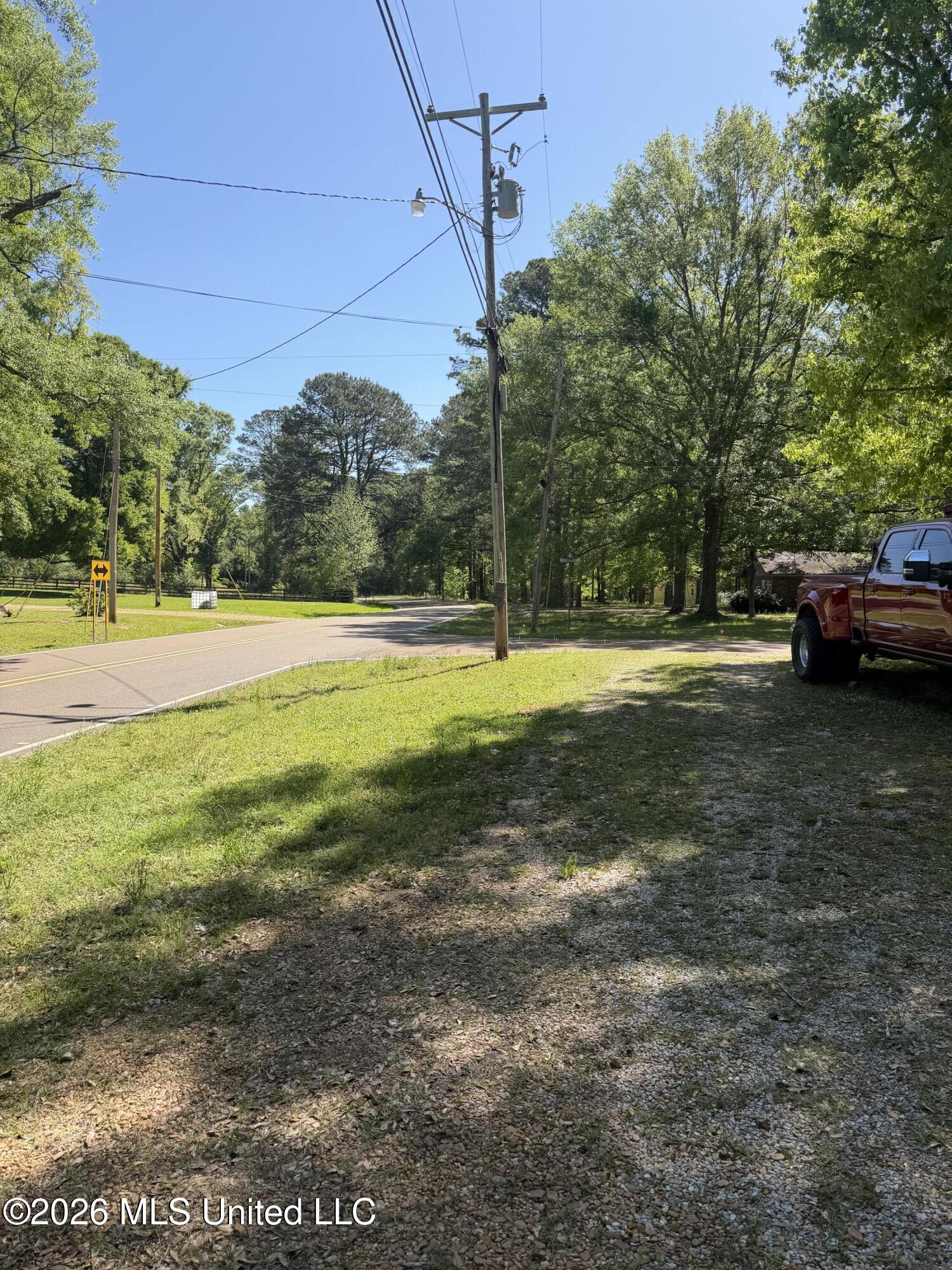 1028 Busy Corner Road Property Photo 8
