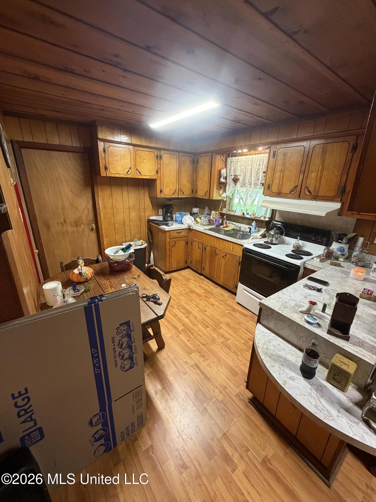 1028 Busy Corner Road Property Photo 11