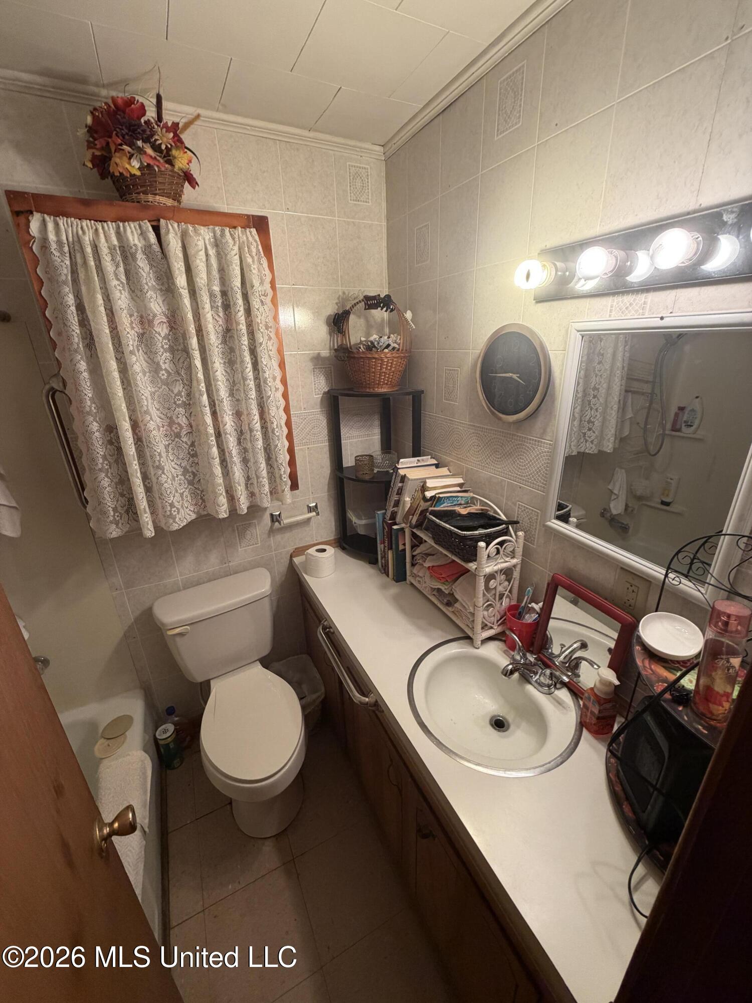 1028 Busy Corner Road Property Photo 17