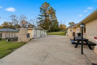 206 Plantation Property Photo 3
