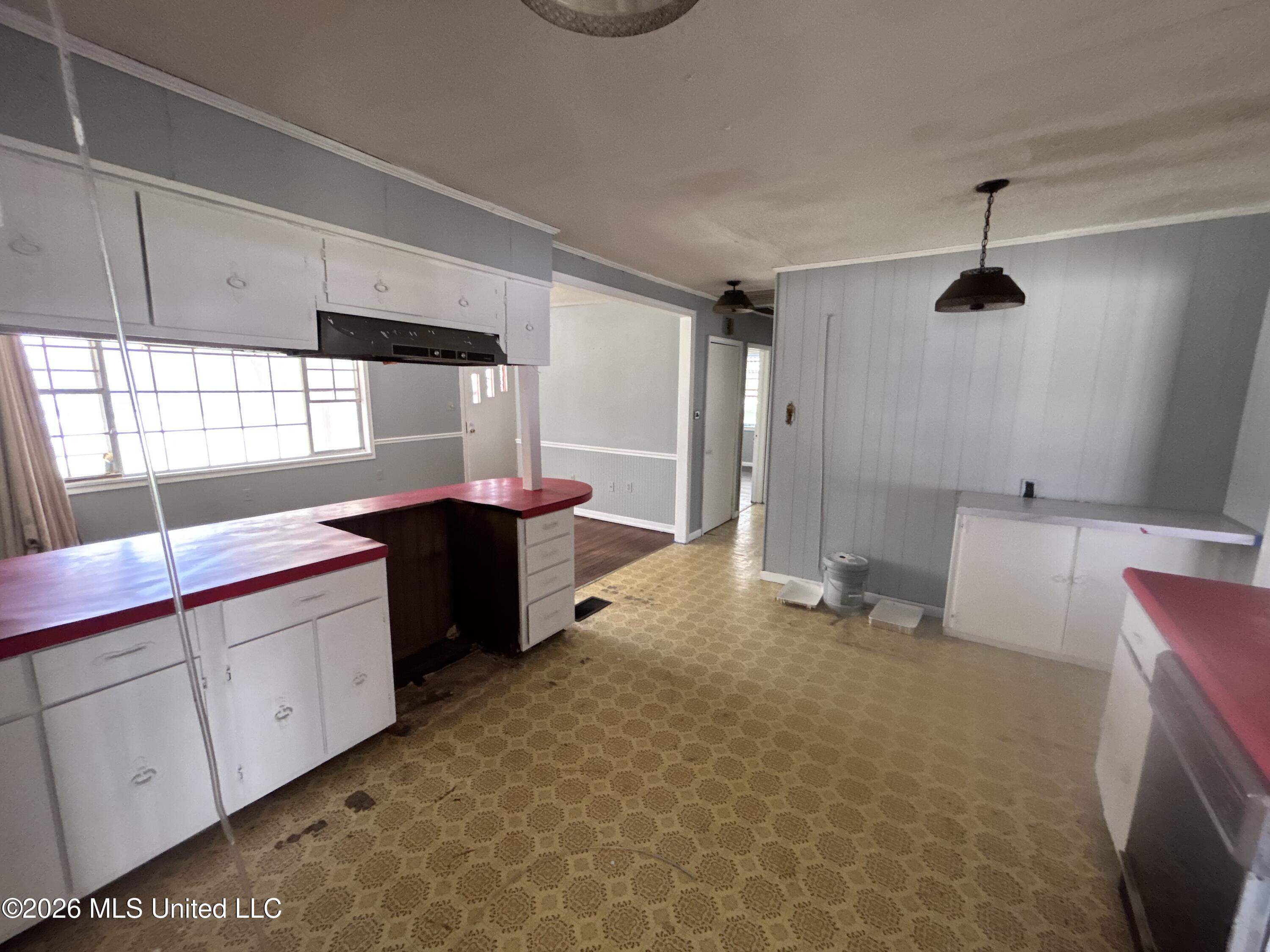 845 Lynn Avenue Property Photo 3