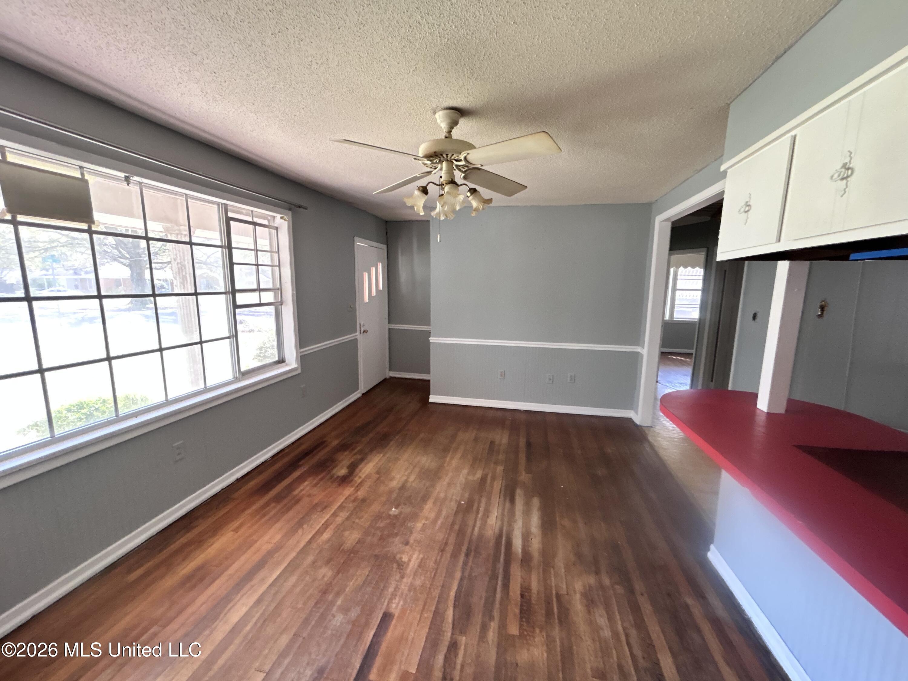 845 Lynn Avenue Property Photo 8