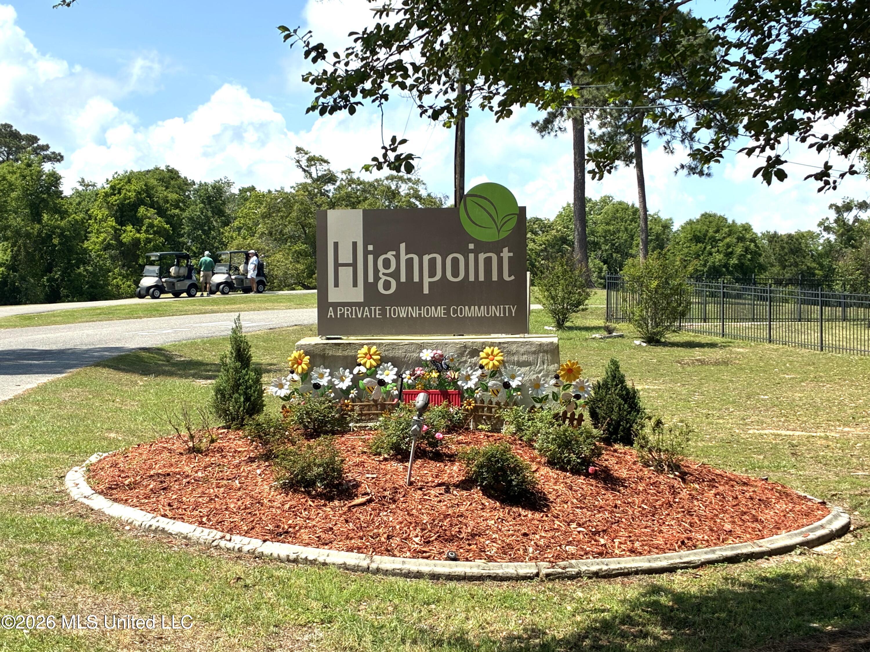 222 Highpoint Drive Property Photo 30