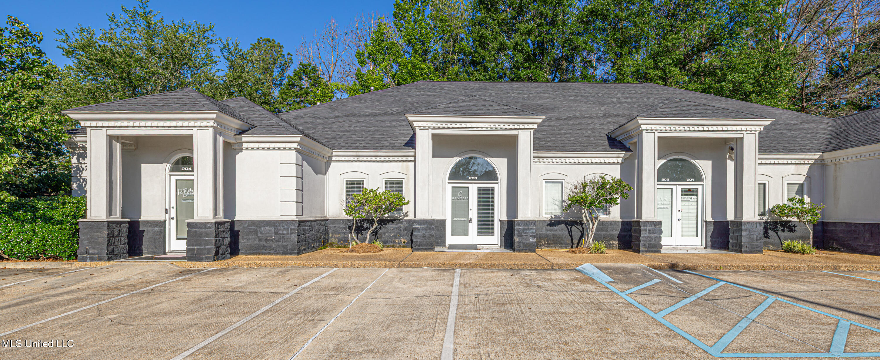359 Towne Center Boulevard Property Photo 1