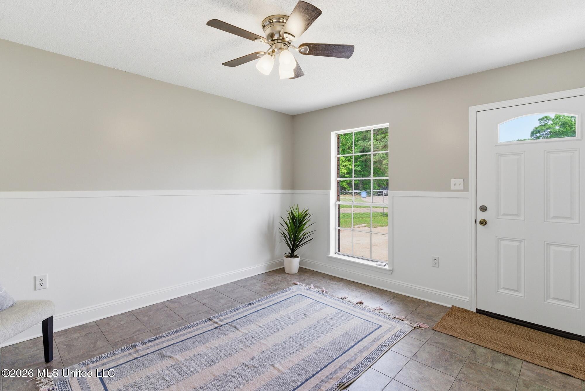 205 Woodside Drive Property Photo 12