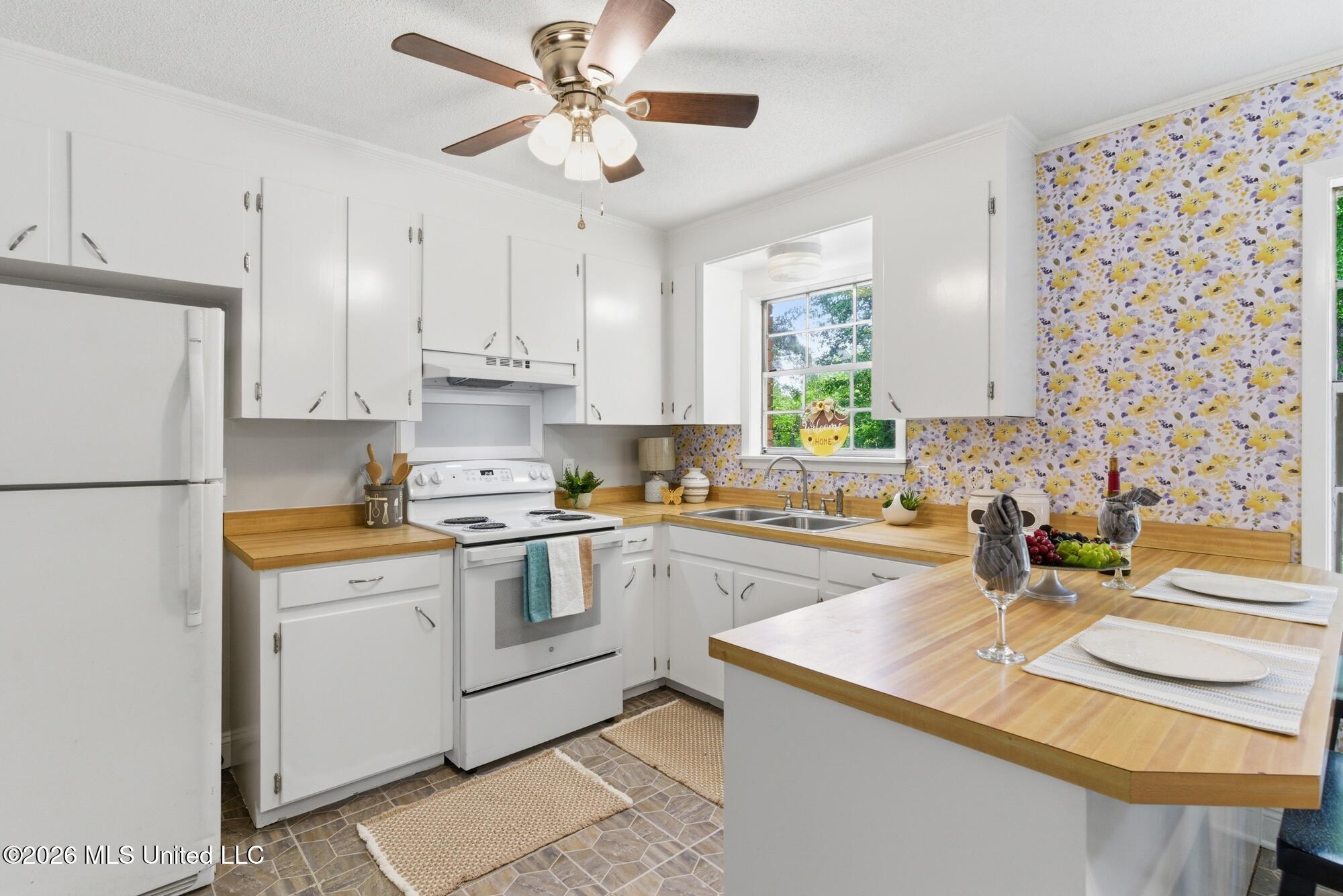 205 Woodside Drive Property Photo 15