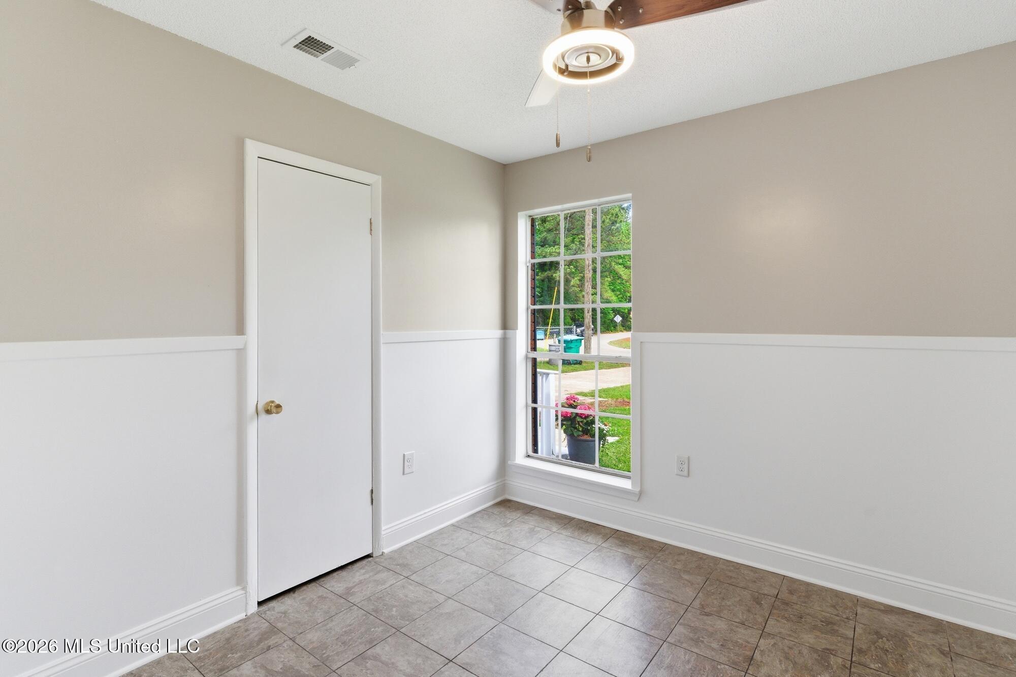 205 Woodside Drive Property Photo 28