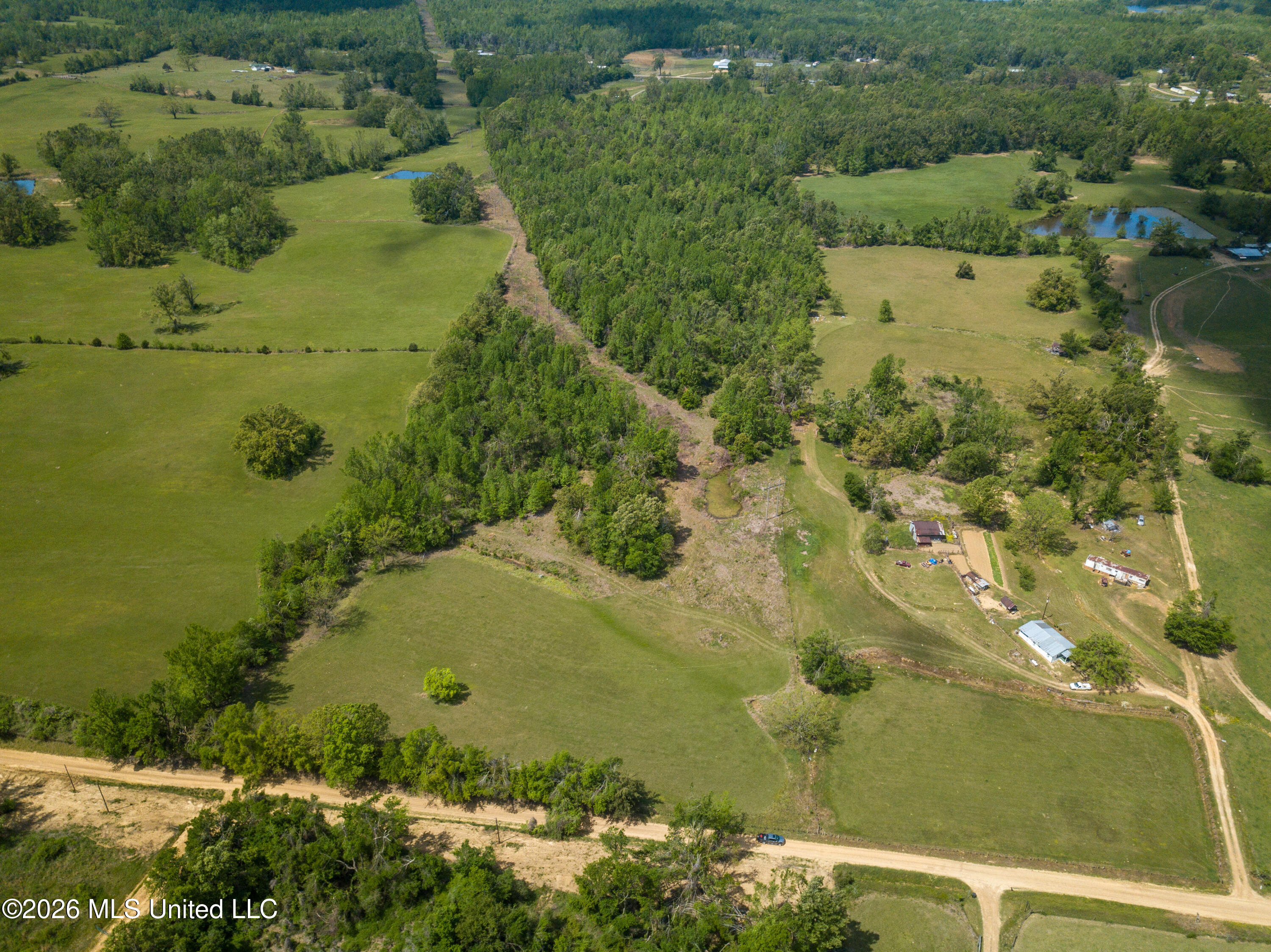 Sweetwater Road Property Photo 3