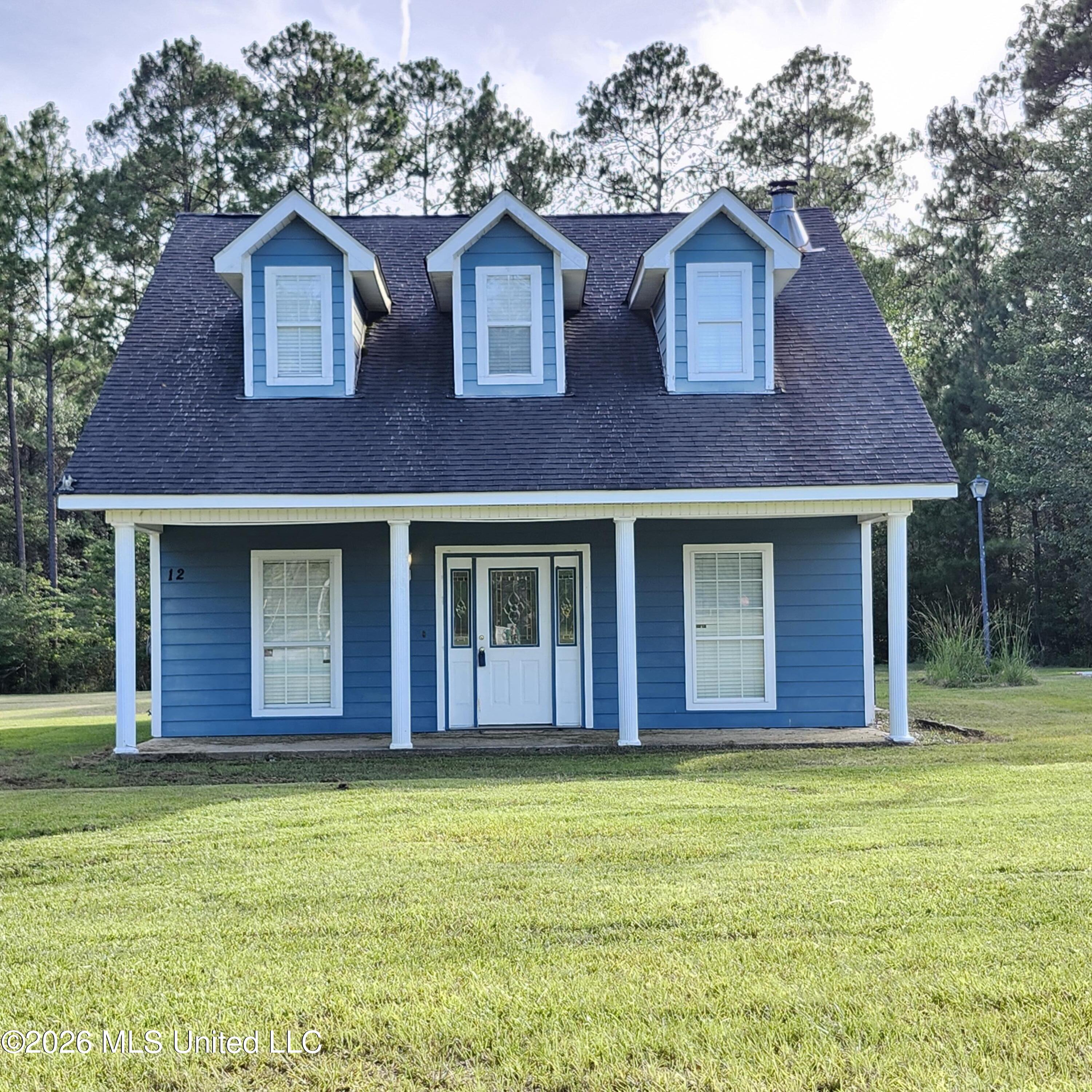 12 Austin Lane Property Photo 1
